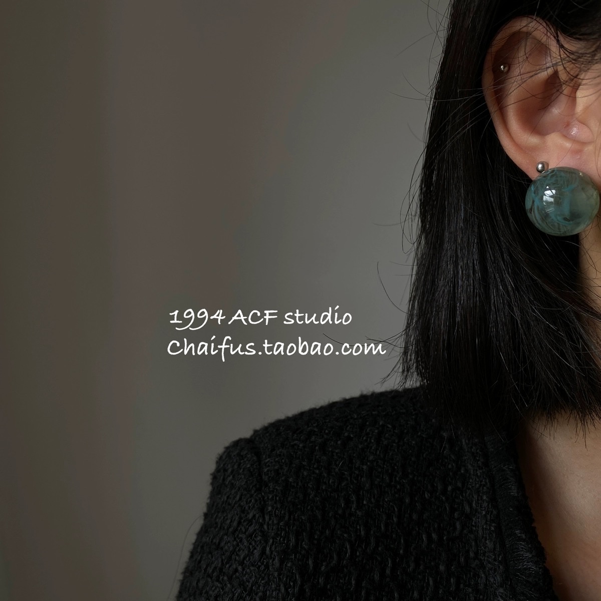 Francés retro hielo a través de textura sentido aretes de lujo ligero sentido premium aretes versátiles. Stardew accesorios 1 pendiente details Picture