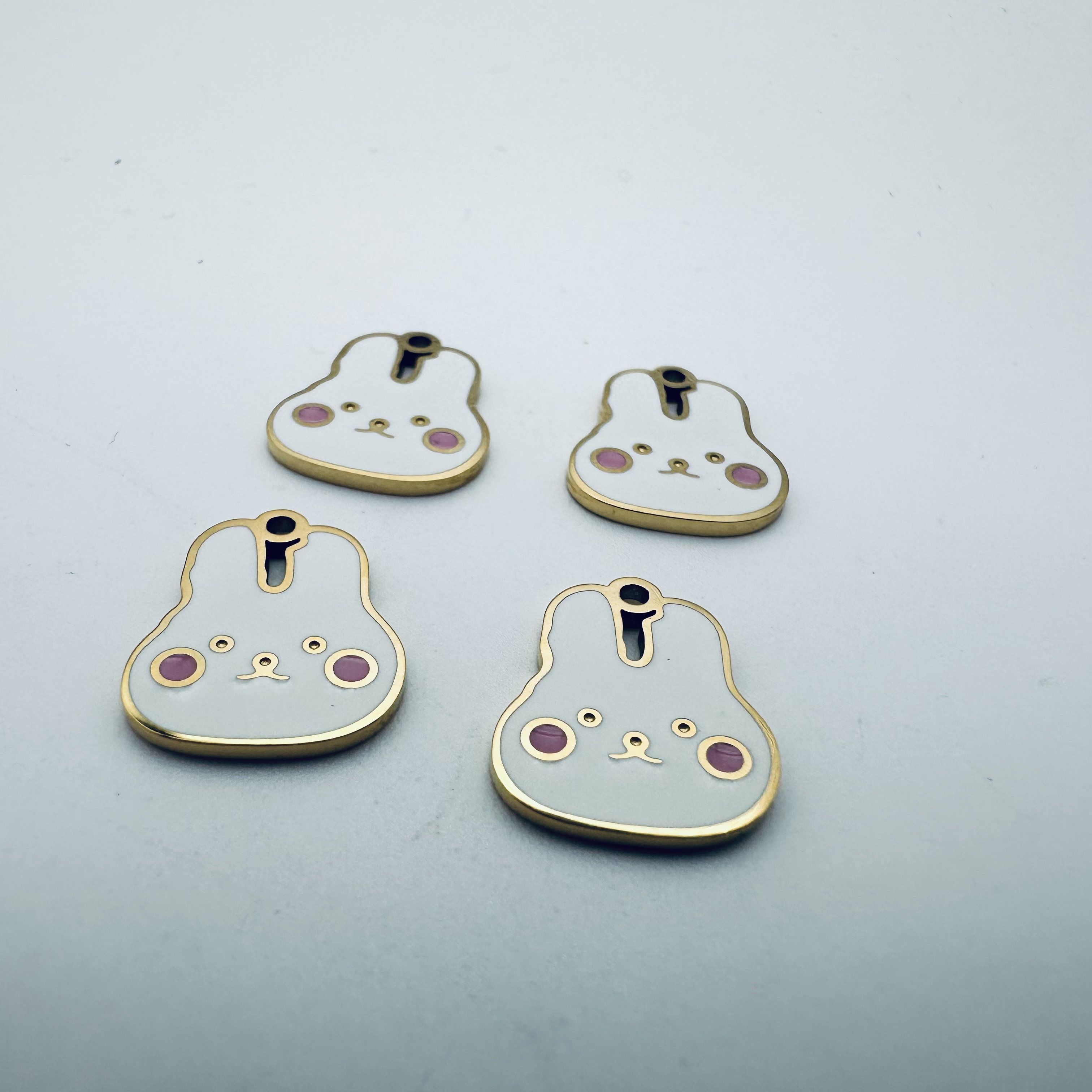 佛祖头像项链吊坠 小鱼干花吊坠设计 精致不锈钢配件 佩戴舒适 时尚饰品吊坠吊坠