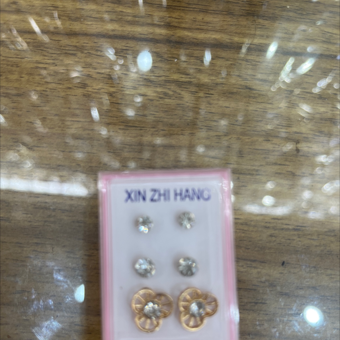 饰品耳钉