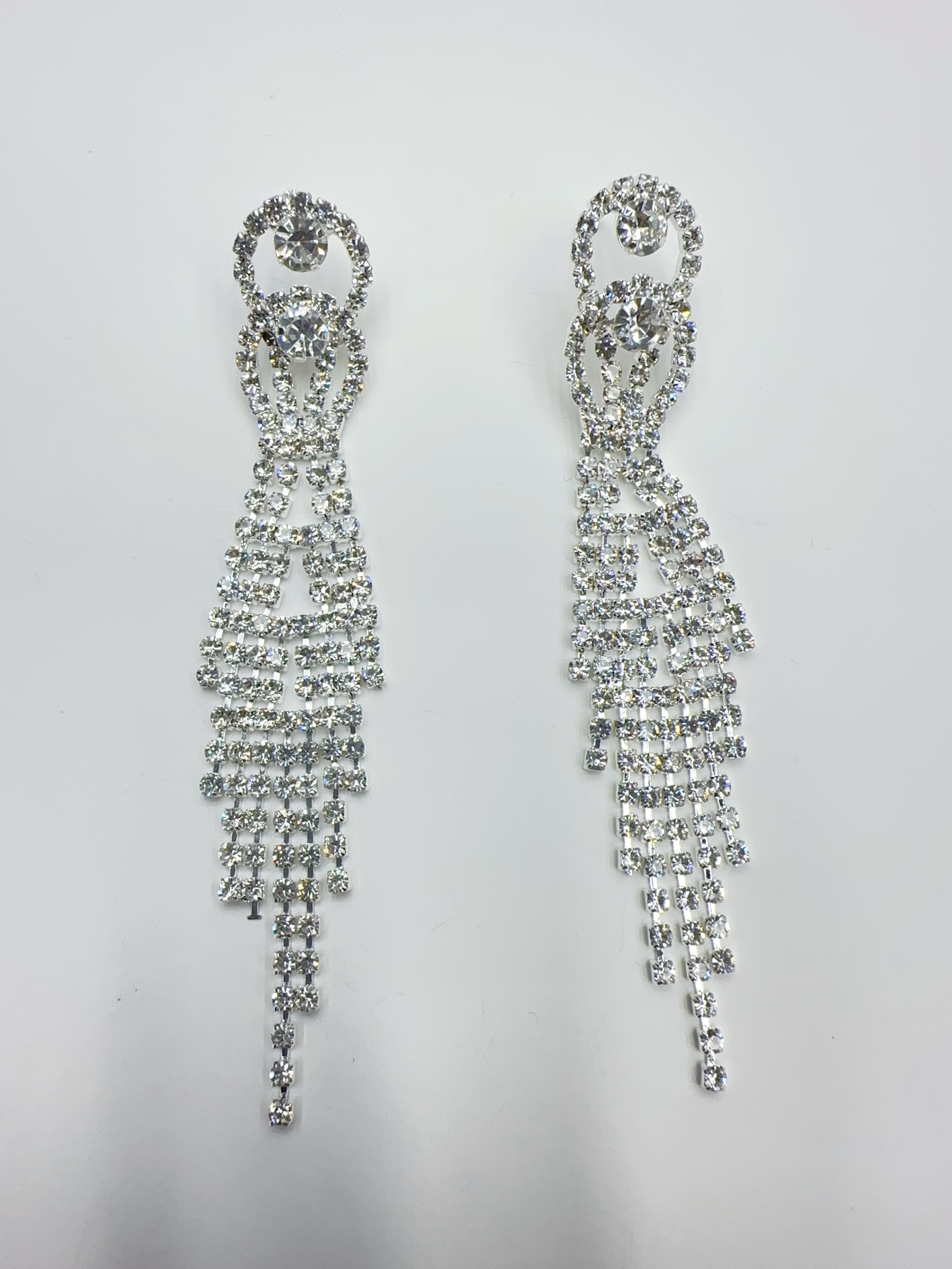 s925 silver needle, European and American exaggerated zircon earrings, tassels, high-end, light luxury, exquisite stud earrings, fashionable and individual, women's accessories