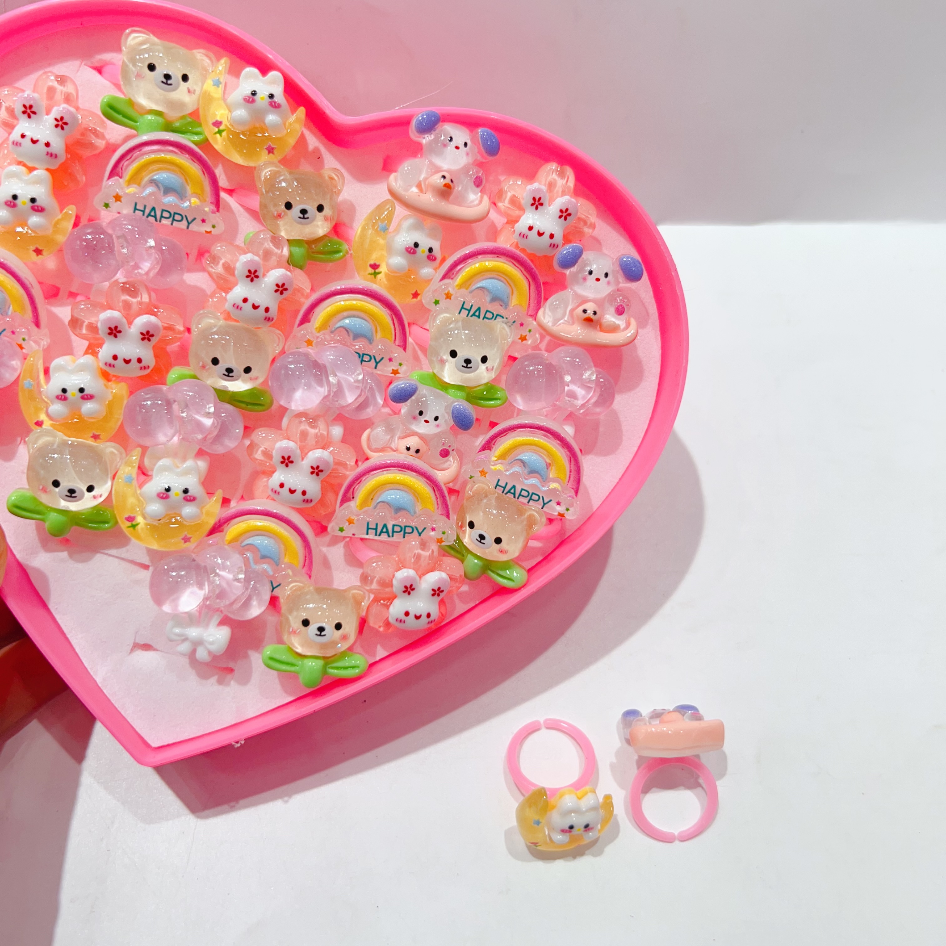 Children's rings, cartoon bears, Children's Day gifts, toys, girls' rings, accessories, girls' princess rings detail image 2