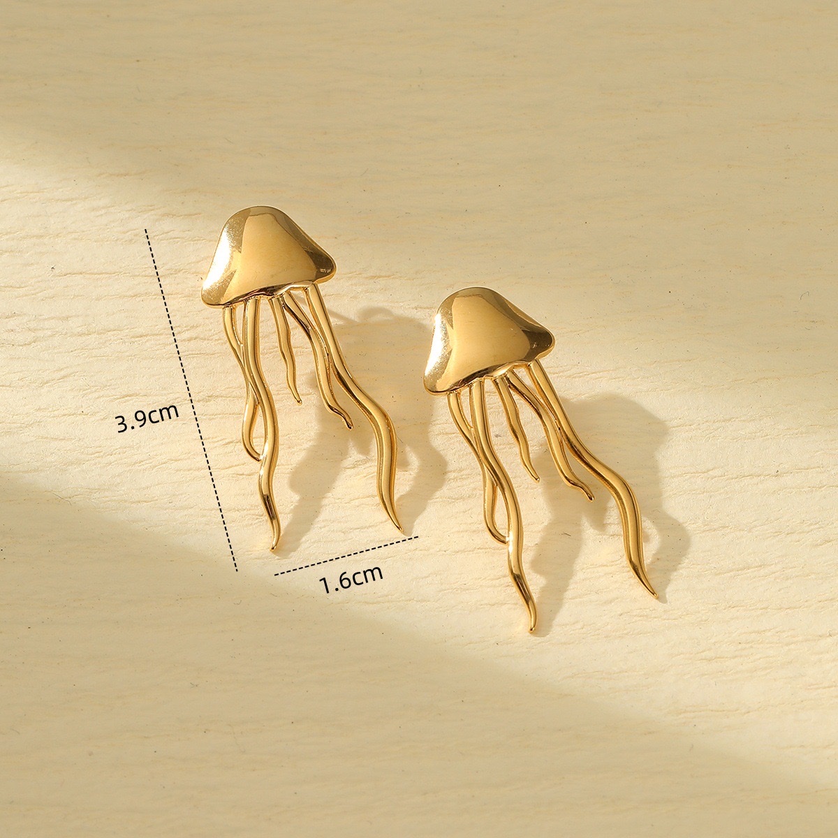 Fashionable, niche and high-end butterfly titanium steel earrings, French retro new style, versatile and trendy stainless steel flower stud earrings Application Scenario