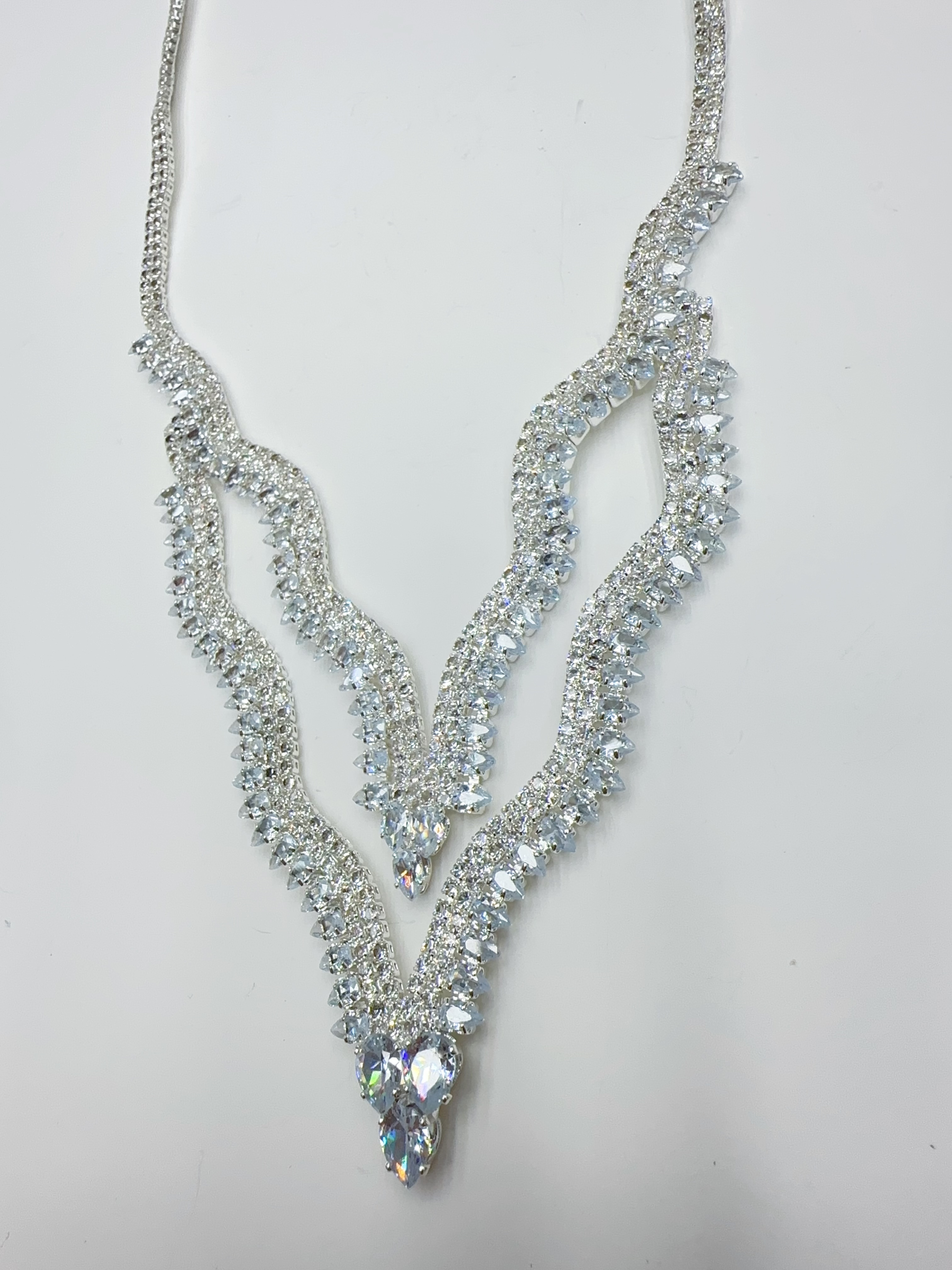Zircon necklace, European and American cross-border necklace set, earrings jewelry set, banquet dress chain, fashionable and versatile bride accessories wholesale necklace details Picture