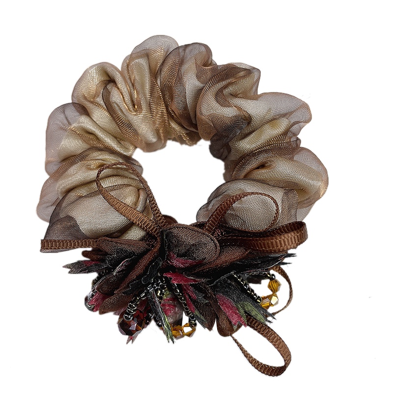 The Korean-style hair tie for women is fashionable and elegant. It exudes a sense of style. The hair tie is coiled, and the hair band is a silk headwear. It is trendy detail image 4