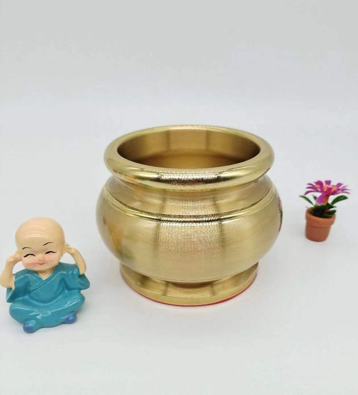 Copper incense burner and Buddhist lamp Item Picture