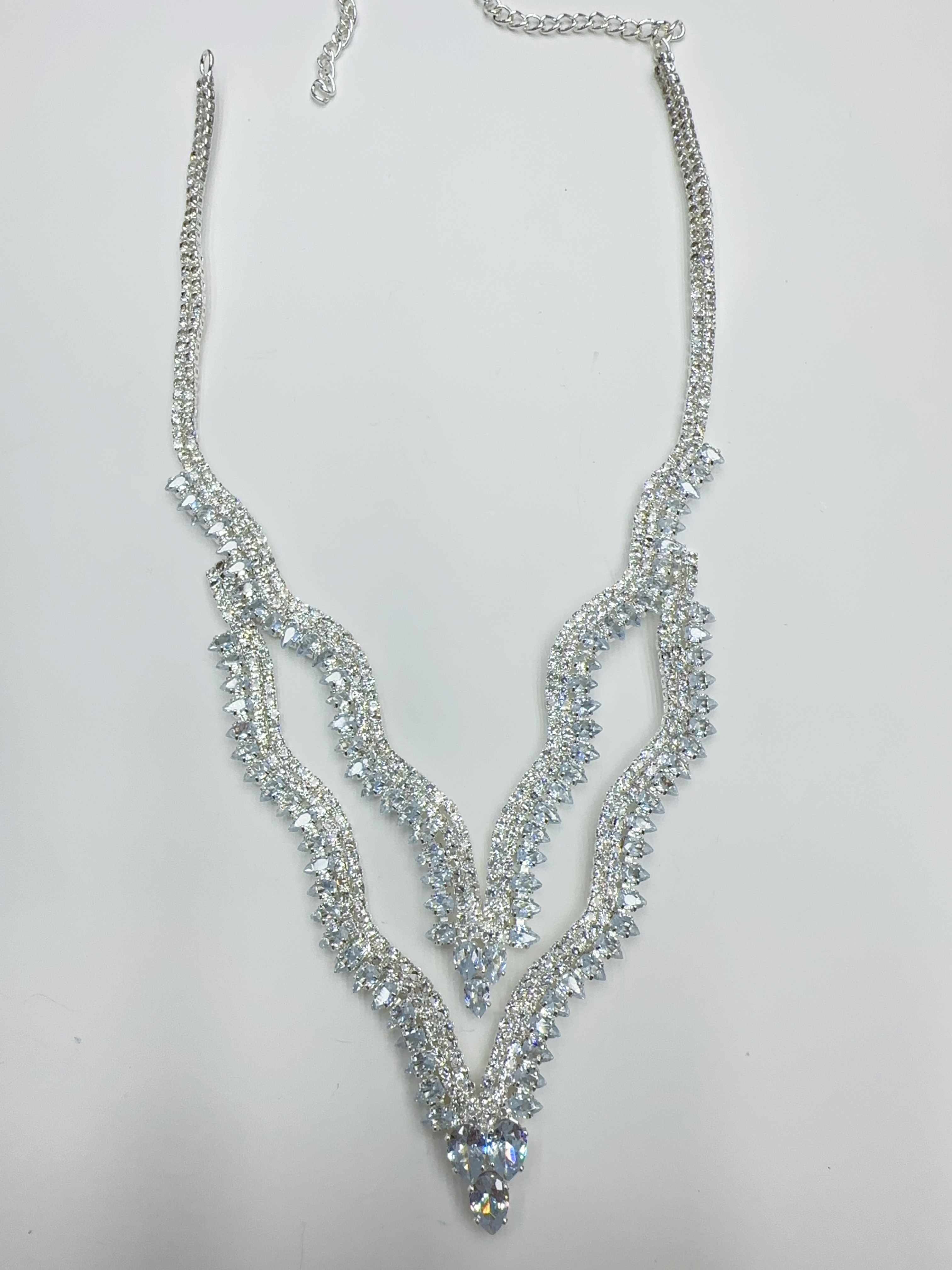 Zircon necklace, European and American cross-border necklace set, earrings jewelry set, banquet dress chain, fashionable and versatile bride accessories wholesale necklace