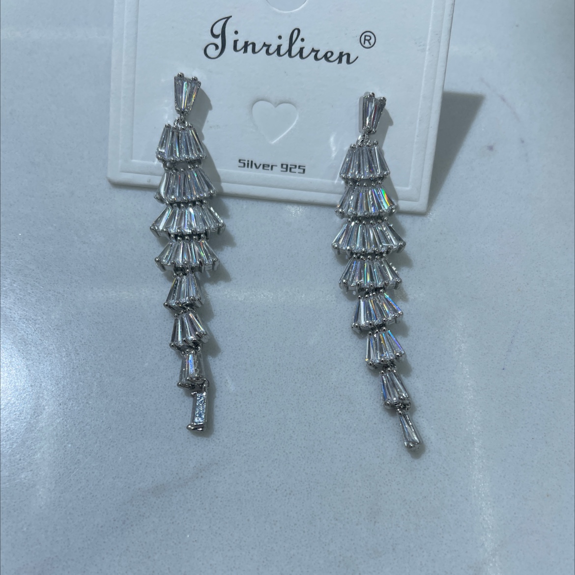 Today's Beauty Korean version earrings, micro-inlaid zircon inlaid exquisite earrings, feminine and versatile earrings and earrings Item Picture