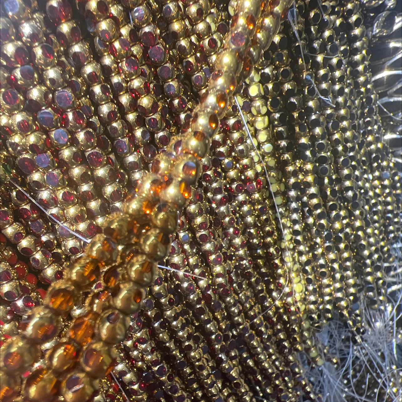 4厘4面电镀玻璃珠子款式新颖时尚独特潮流经典款民族风格适合各种风格饰品等详情图7