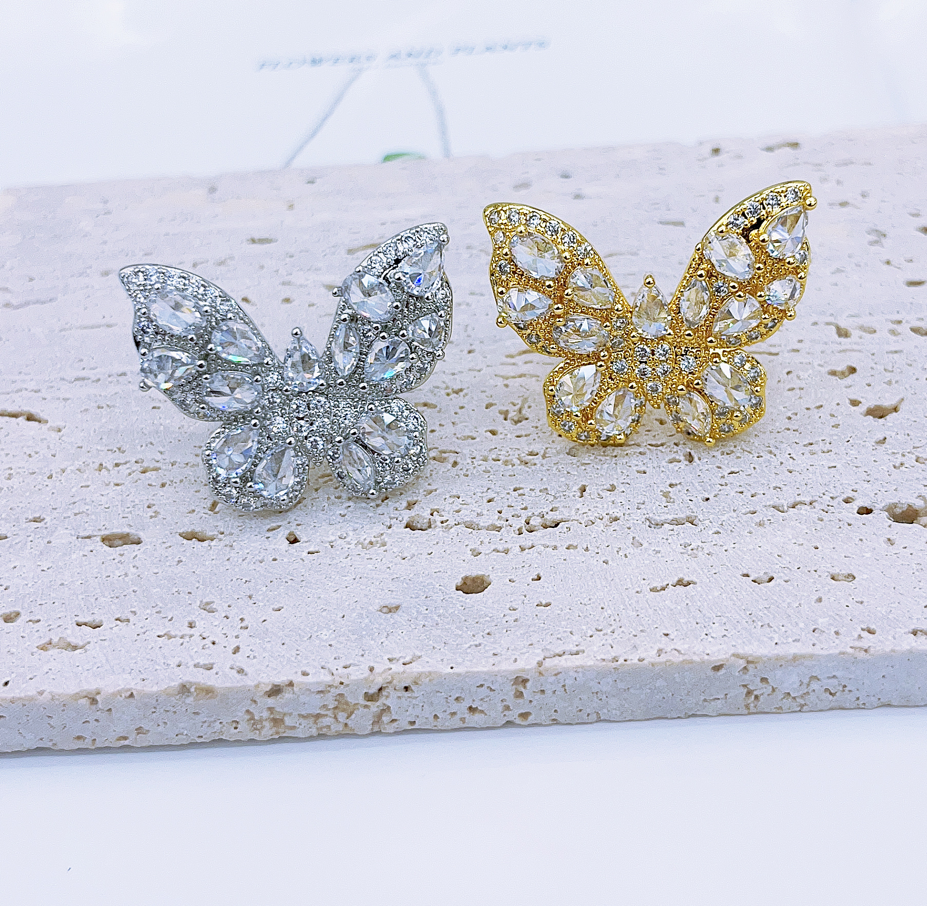 锆石蝴蝶戒指，做工精细，时尚潮流，百搭韩版新款爆款小众设计 高级感