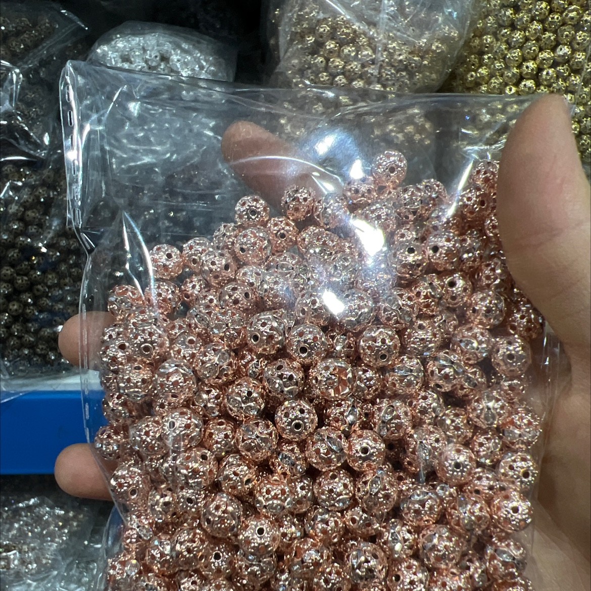 钻球 又隔珠 间隔16#及以上的diy珠饰 颜色齐全 尺寸多样化产品图