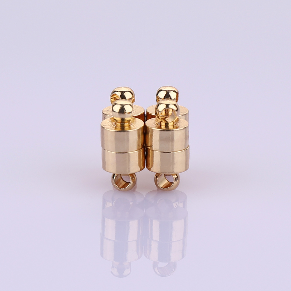 Magnetic clasp bracelet necklace connection clasp cylindrical magnetic attraction clasp Application Scenario