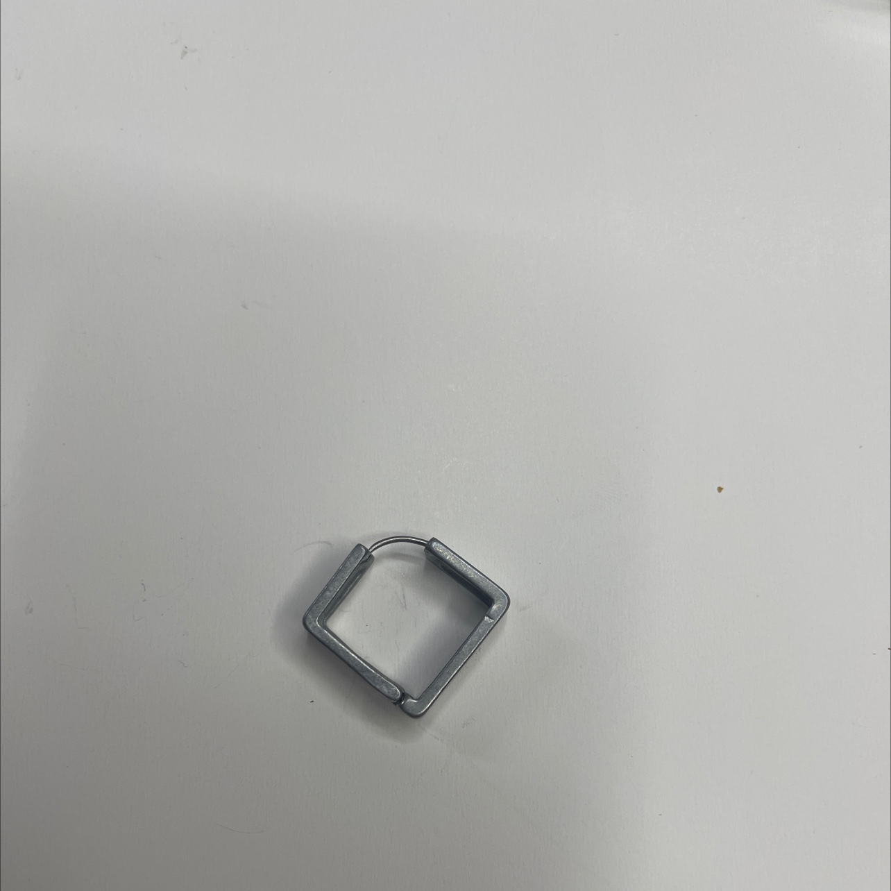 Zinc alloy ear buckles details Picture