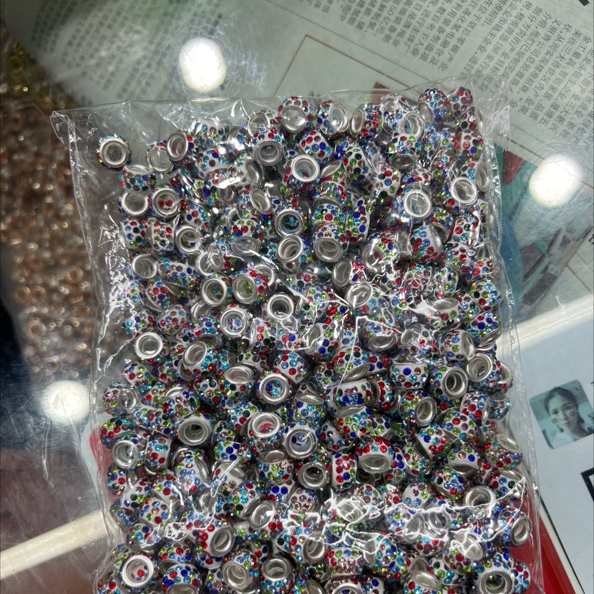 大孔珠 混色 五彩斑斓 香巴拉陶泥 爆款产品 品质保证 廉价又实用 欢迎前来选购图