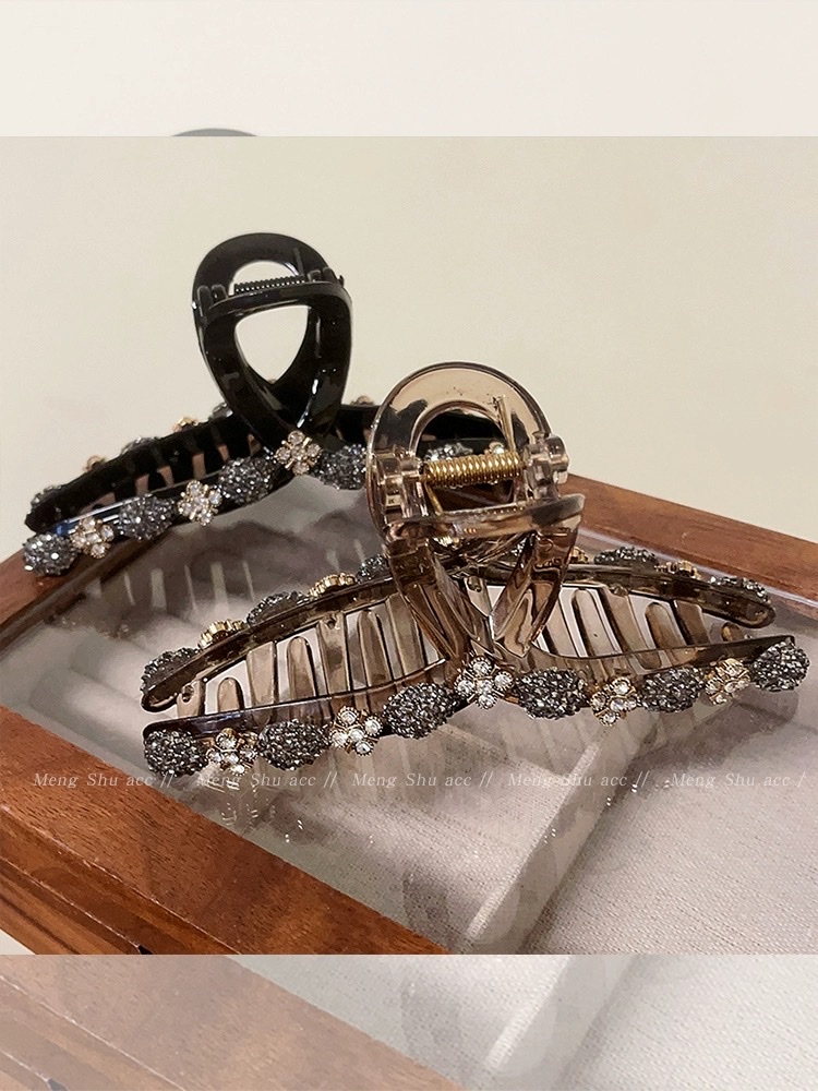 Korean high-end water diamond large scratch-clip women's 2024 new style shark clip at the back of the head, elegant hair clip, updo headwear details Picture