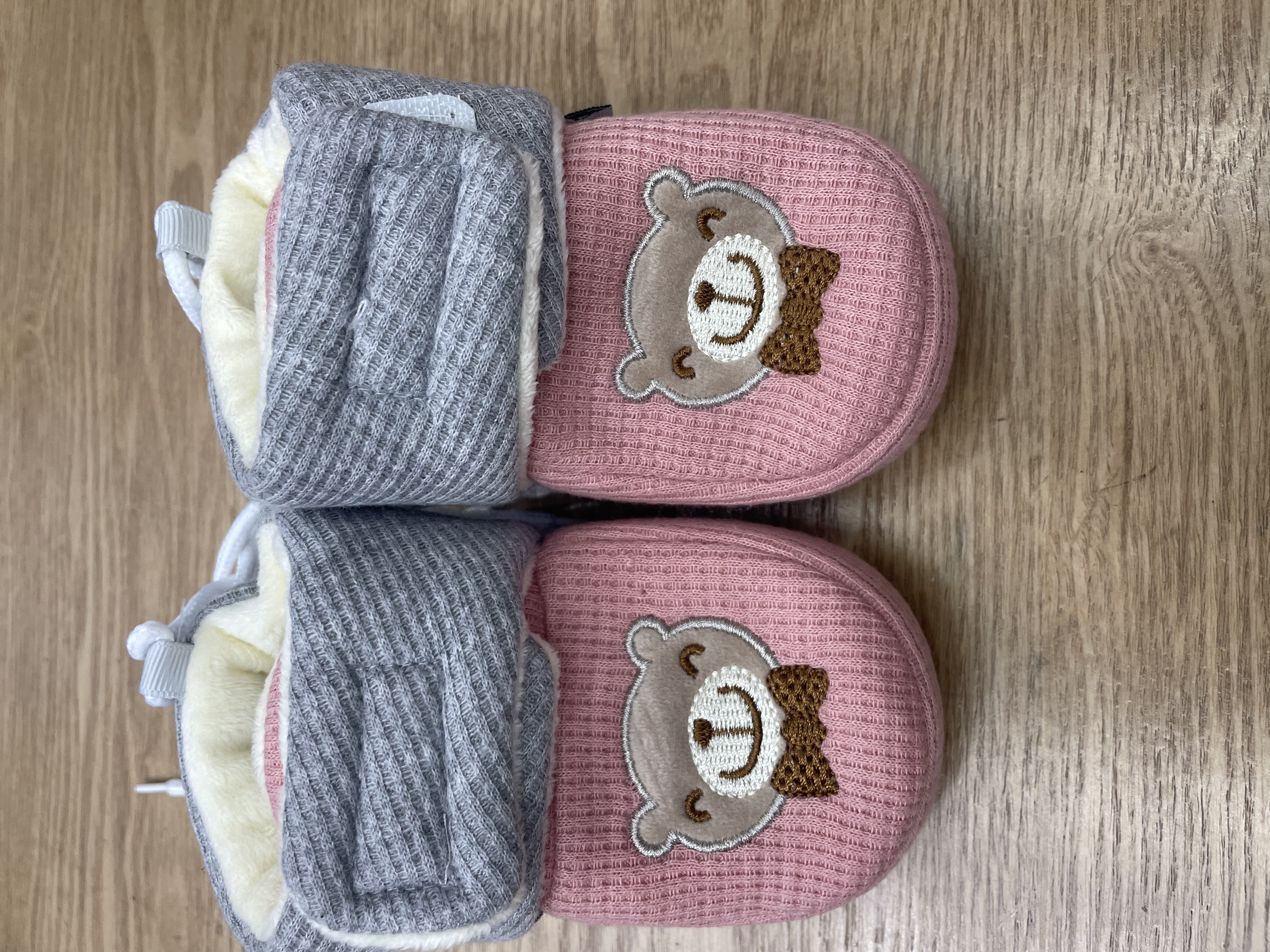卡通套脚婴儿鞋 软底防滑学步鞋 宝宝出行必备婴儿用品套脚鞋子 舒适透气保暖绣花鞋