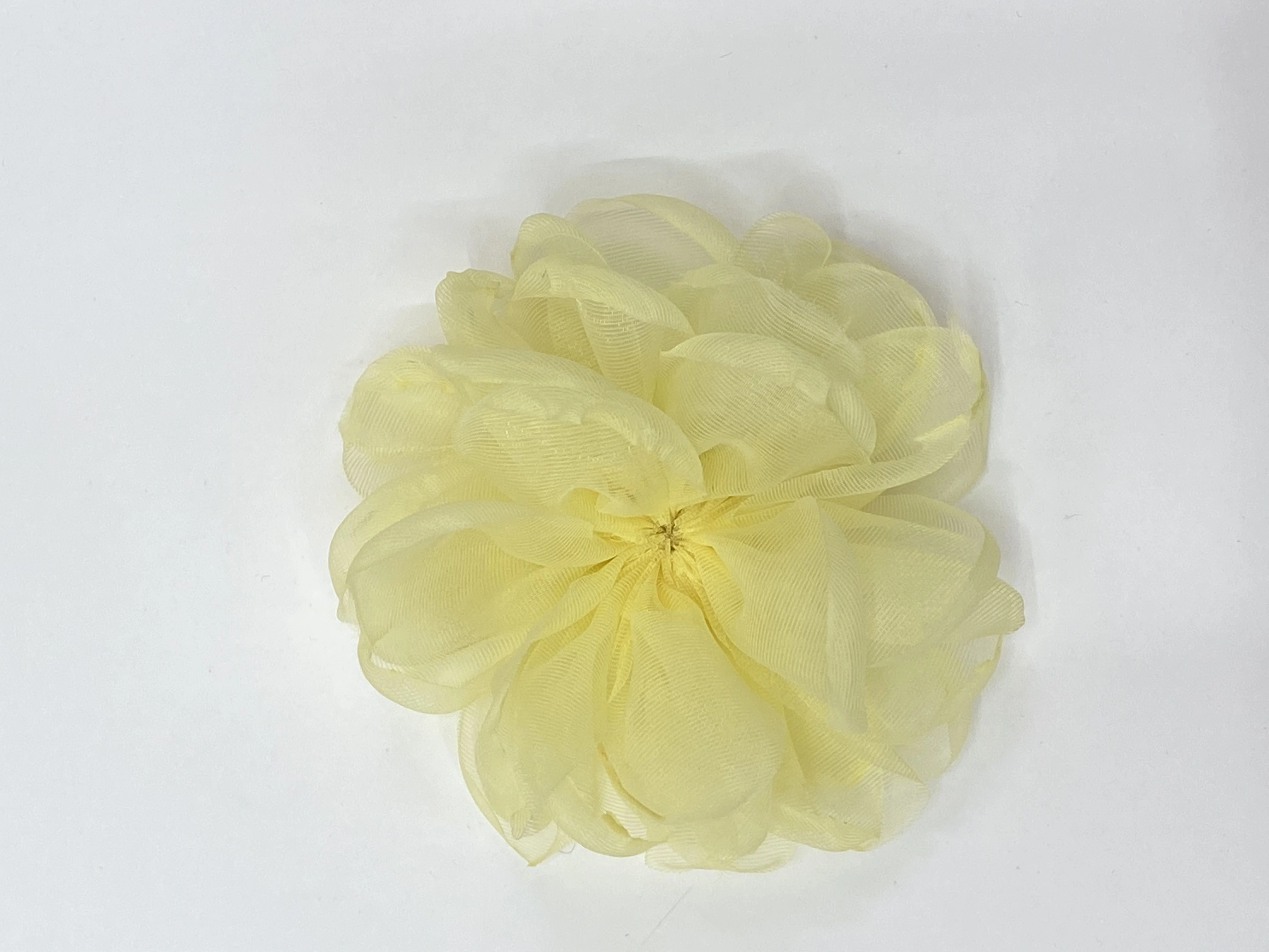 Flat net yarn round large roll flower, the same style as the Internet celebrity detail image 5