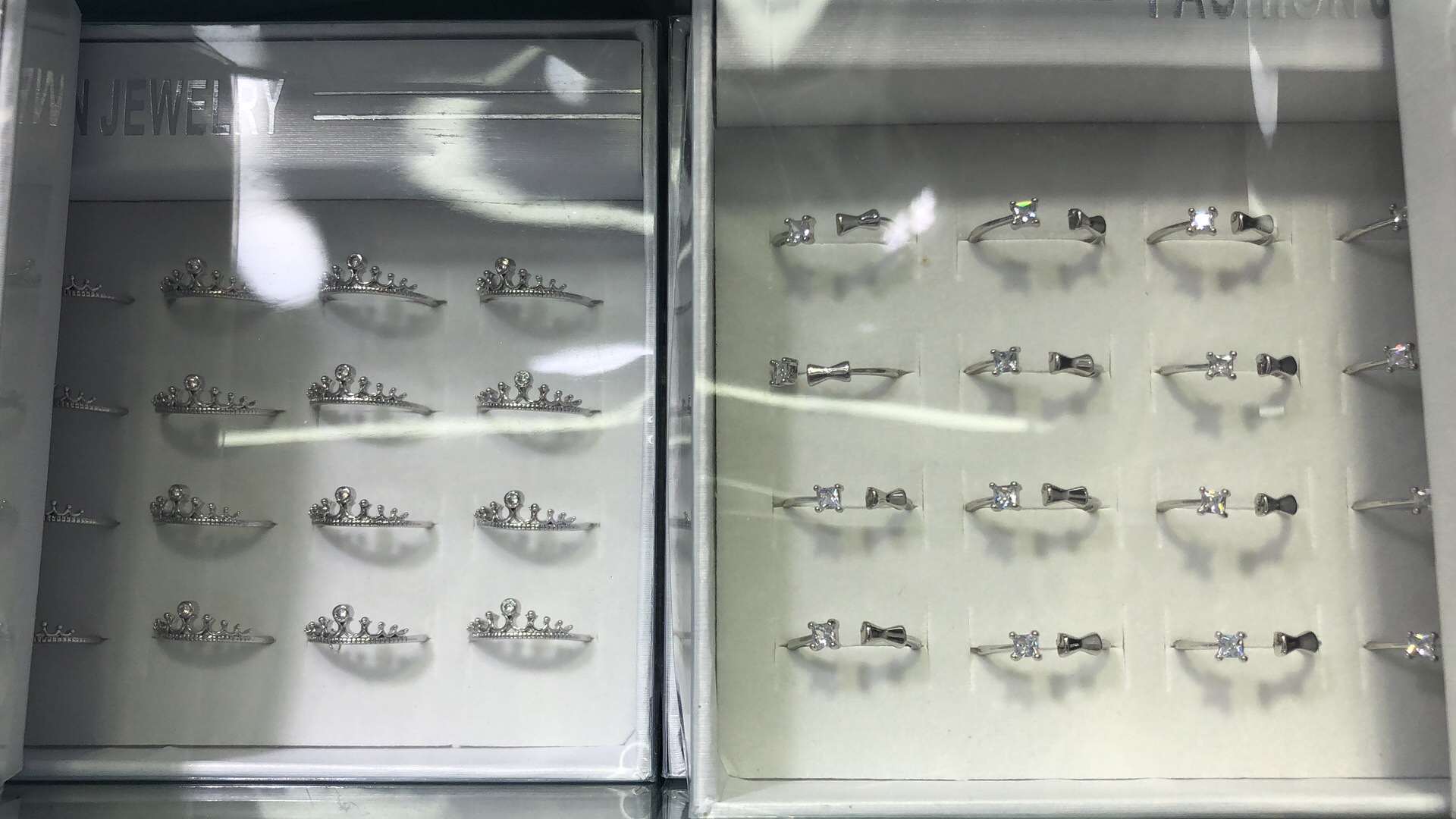 红色爱心戒指，开口设计，学院风，冷淡风精致戒指