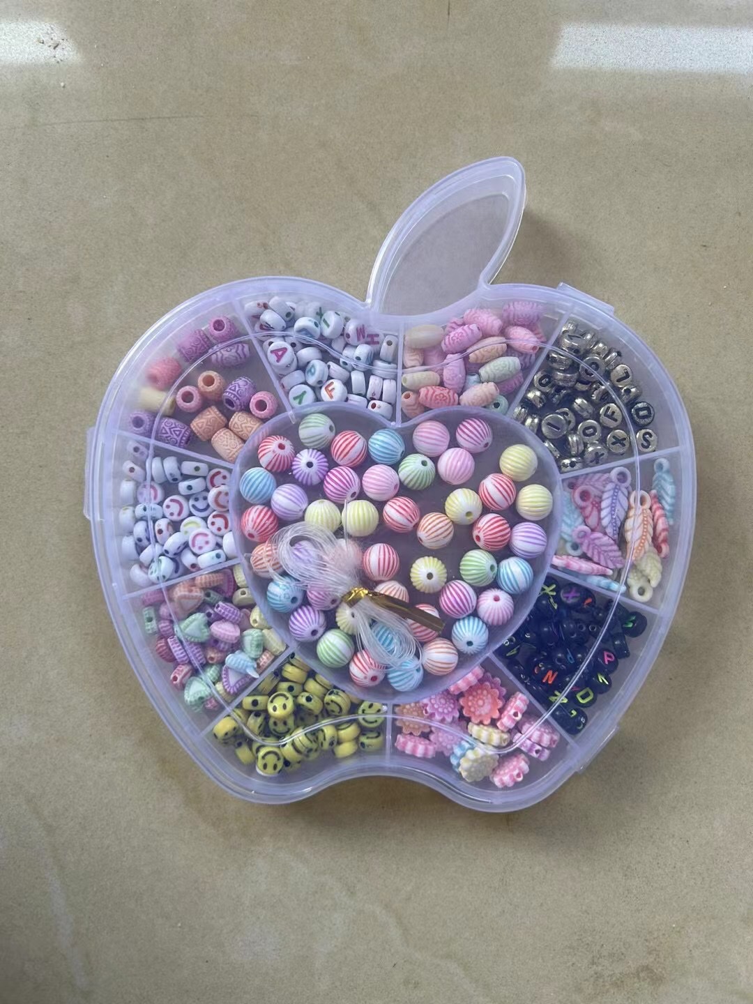 透明PP塑料盒水洗字母卡通儿童DIY串珠，可爱，时尚，益智类玩具产品图