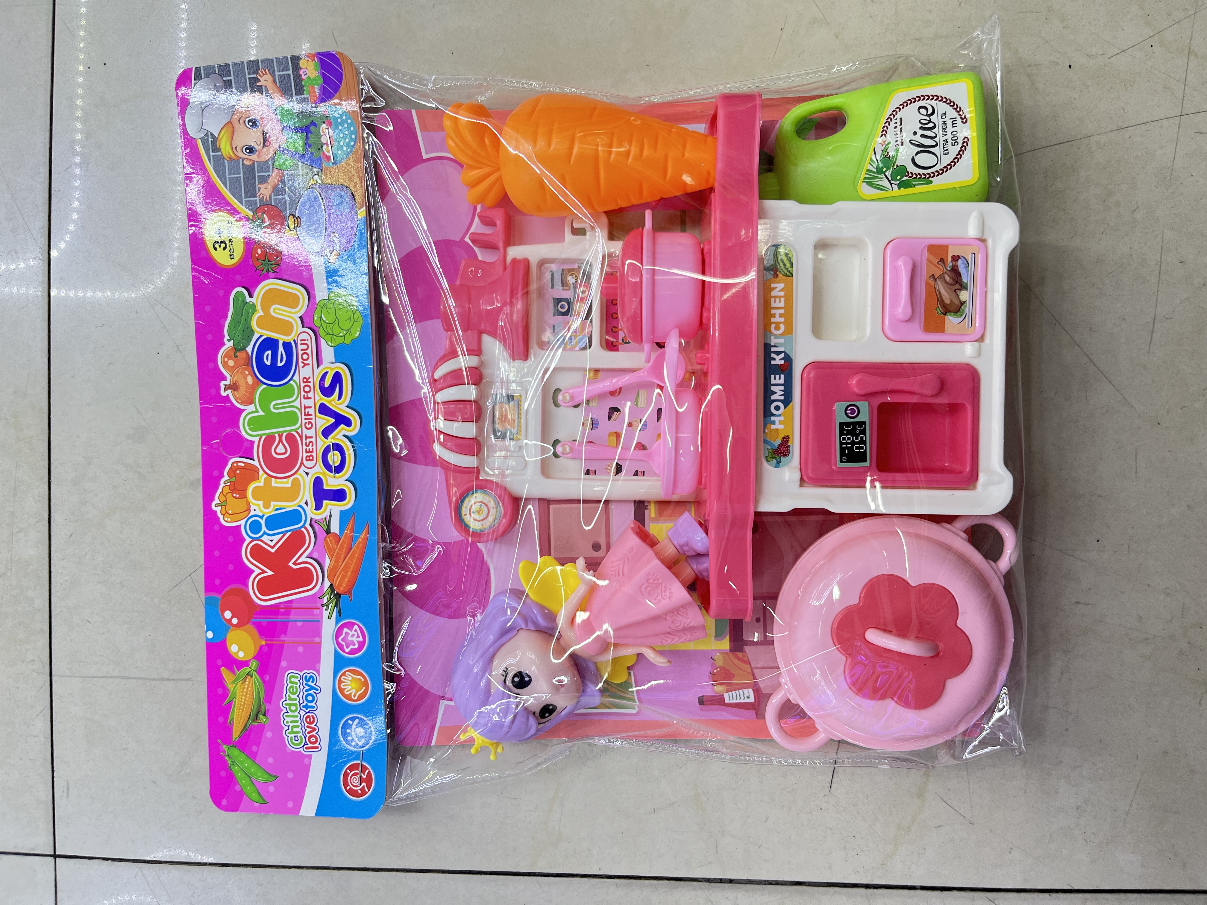 新款8018-15儿童过家家厨房餐具玩具套装带小公主，整体厨房，3个锅，胡萝卜，洗洁精，铲子，汤勺，厨房海报PVC袋包装细节图