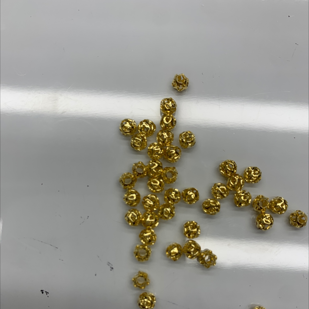 珍珠点缀树脂配件 独特饰品配件合金元素 潮流配件树脂装饰精品细节图