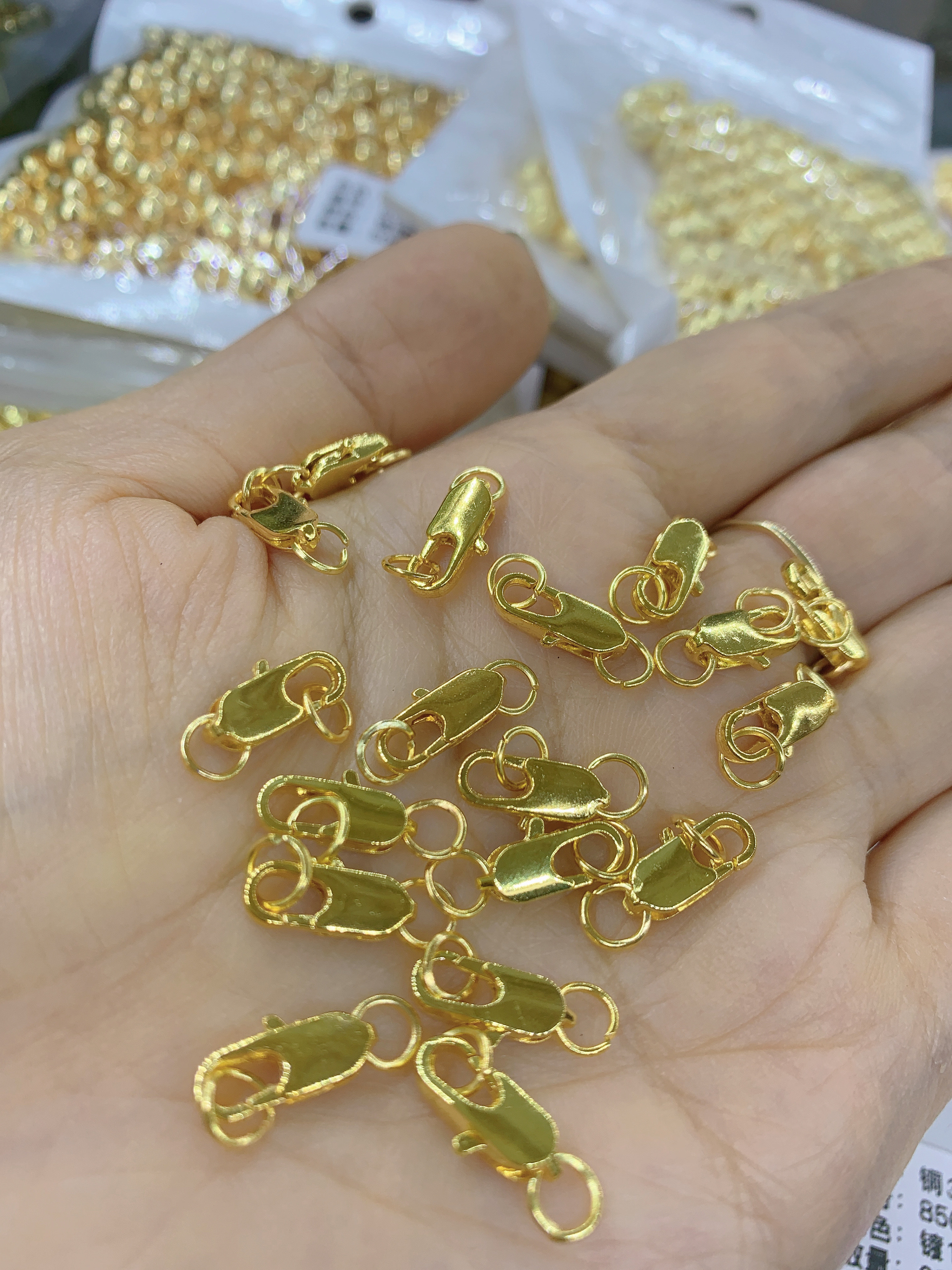 Pearl-embellished jewelry accessories, alloy resin accessories, exquisite and durable resin accessories, DIY jewelry materials by hand