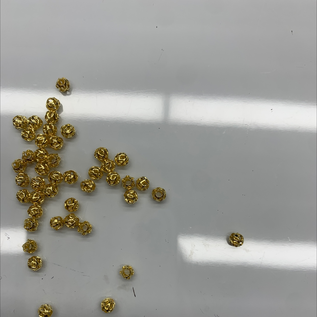 珍珠点缀树脂配件 独特饰品配件合金元素 潮流配件树脂装饰精品产品图