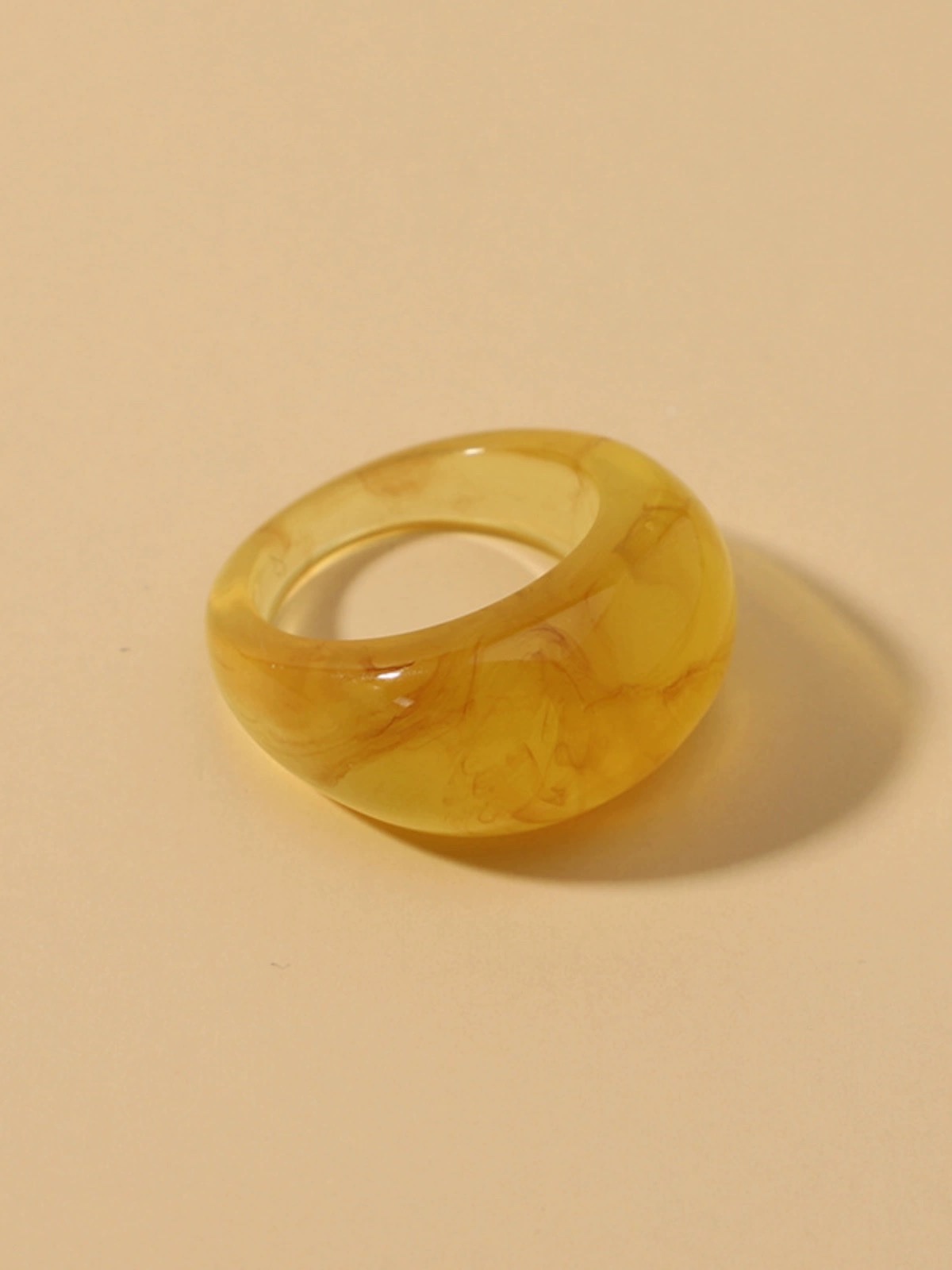 Resin ring 12309 detail image 3