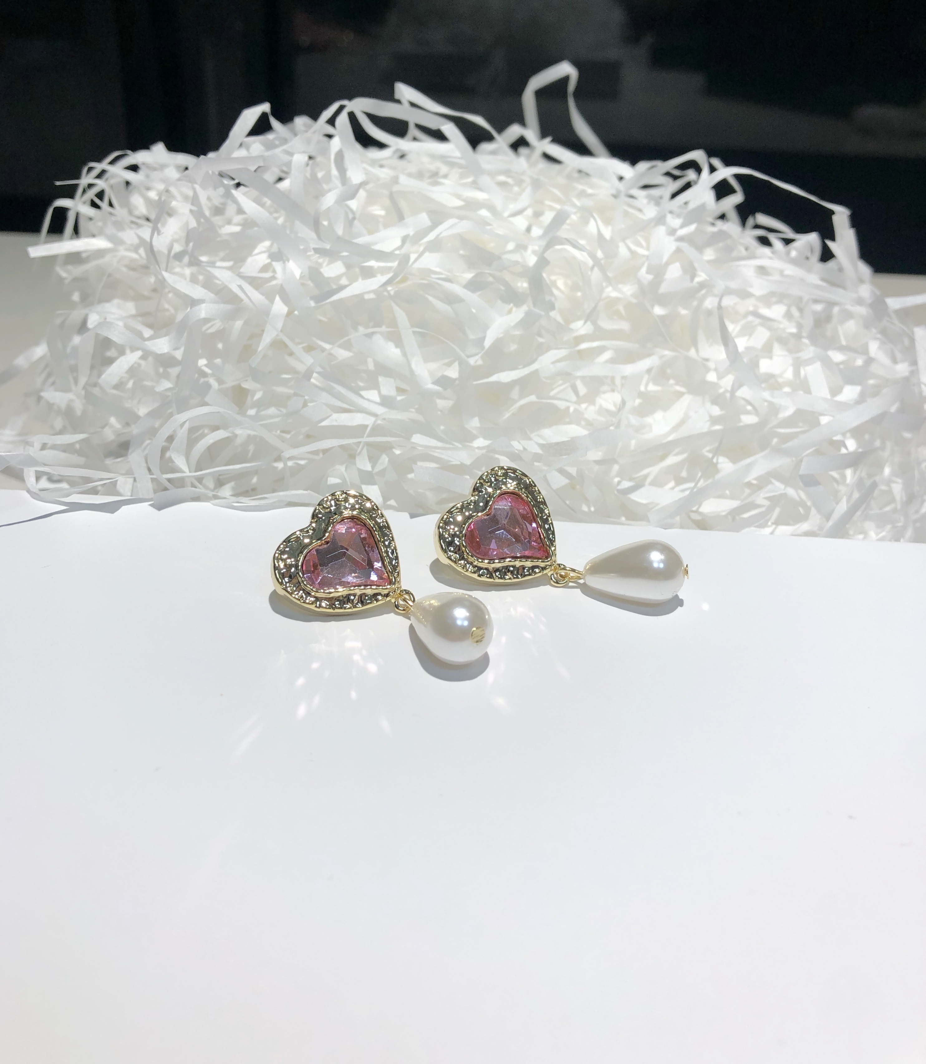 珍珠饰品 精致耳钉 女士时尚耳饰 简约优雅耳环配饰珍珠饰品产品图