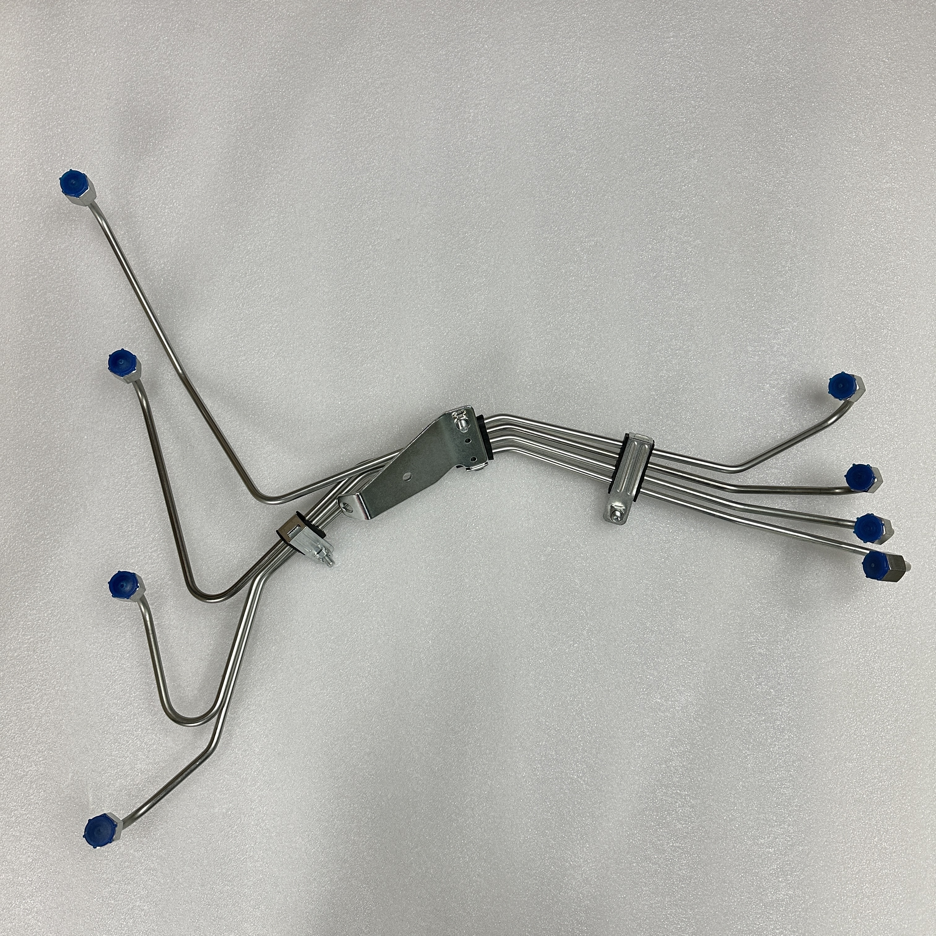 Automotive parts are suitable for Mercedes-Benz OM422 high-pressure oil pipe 4420709633