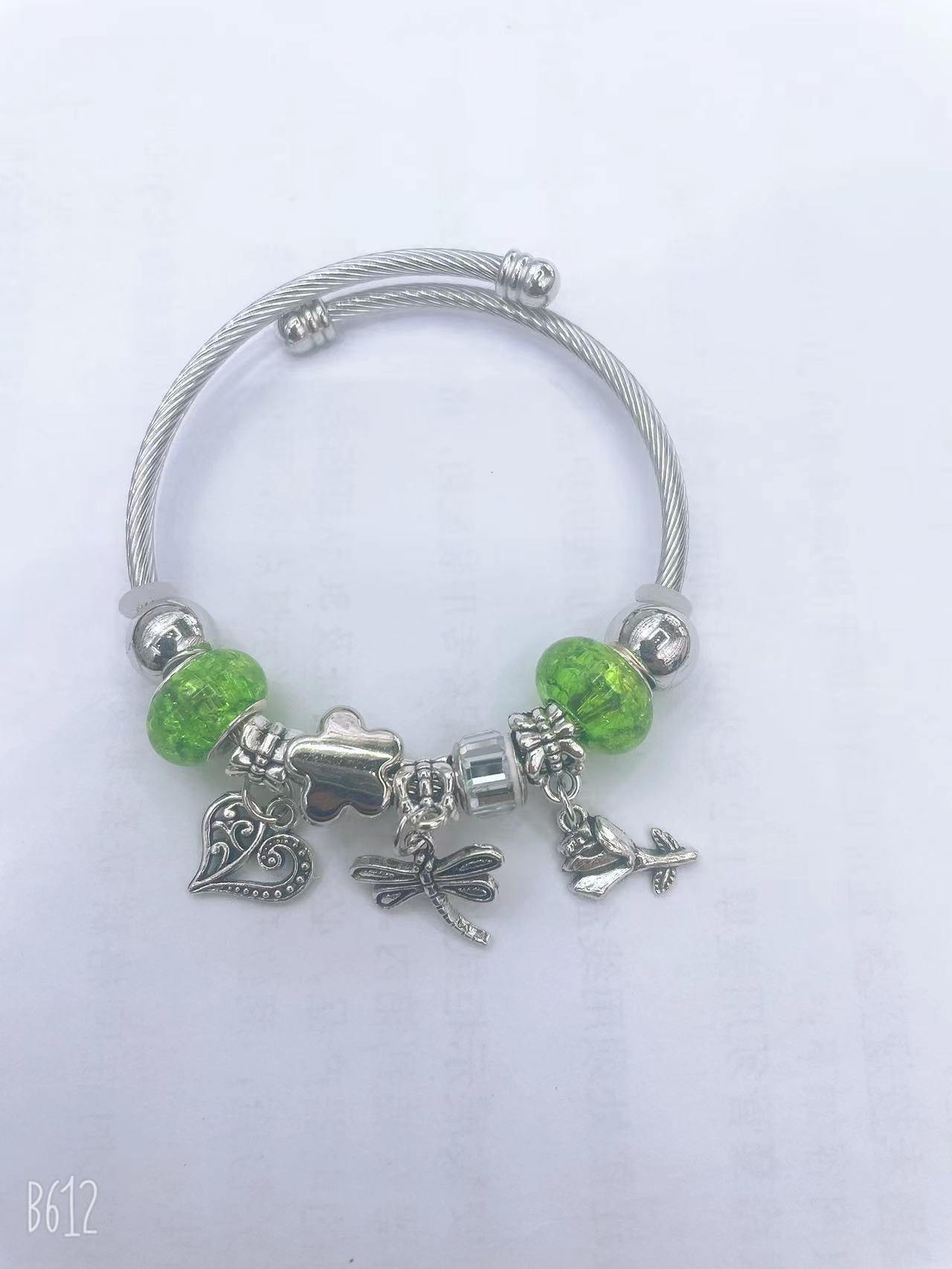 不锈钢潘多拉手链，合金挂件，款式新颖时尚潮流，欢迎选购