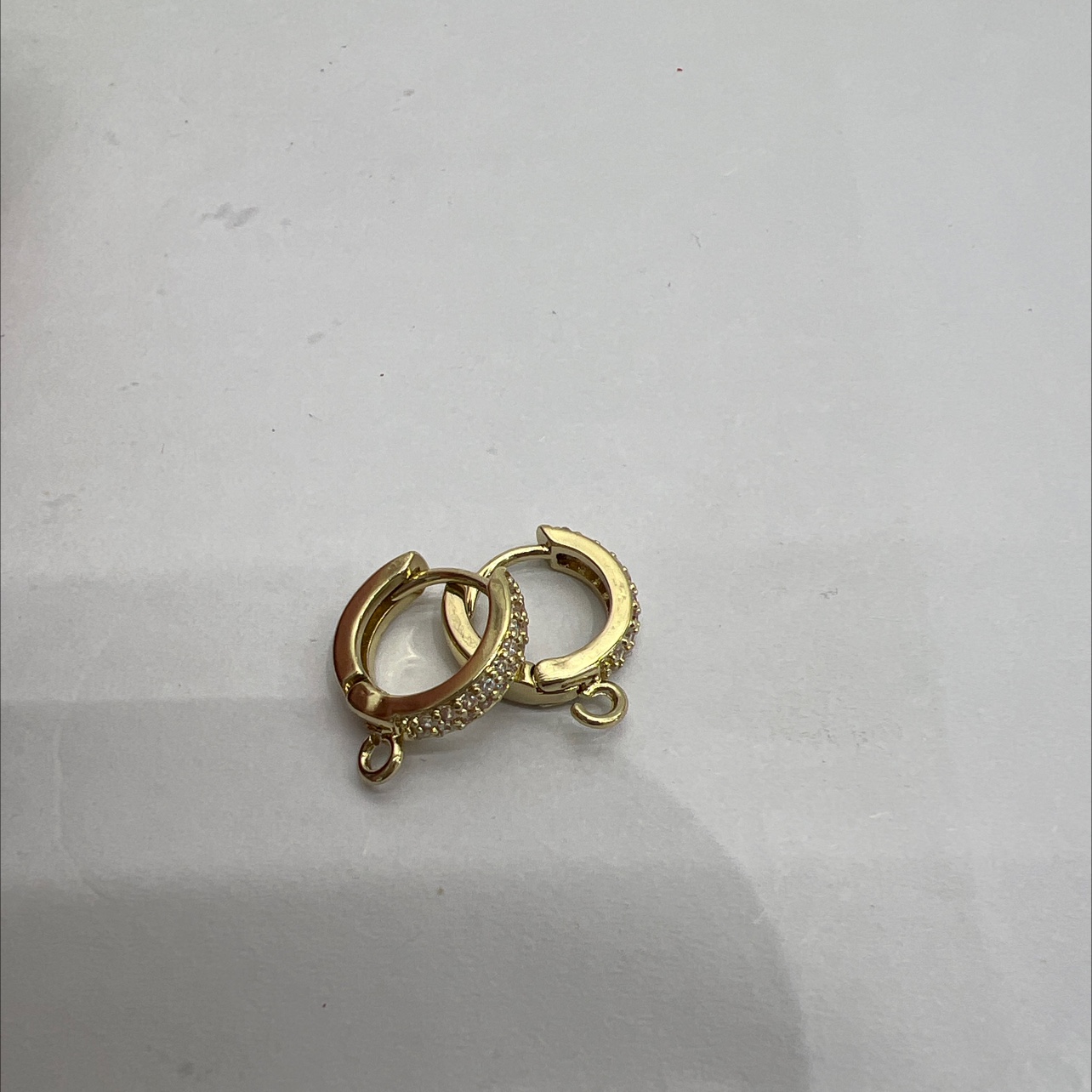 一对金色带圈镶石耳扣11饰品耳饰锆石耳环