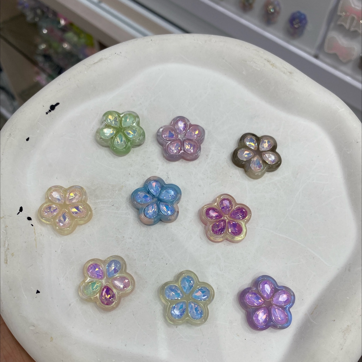 五叶花醋酸配件饰品