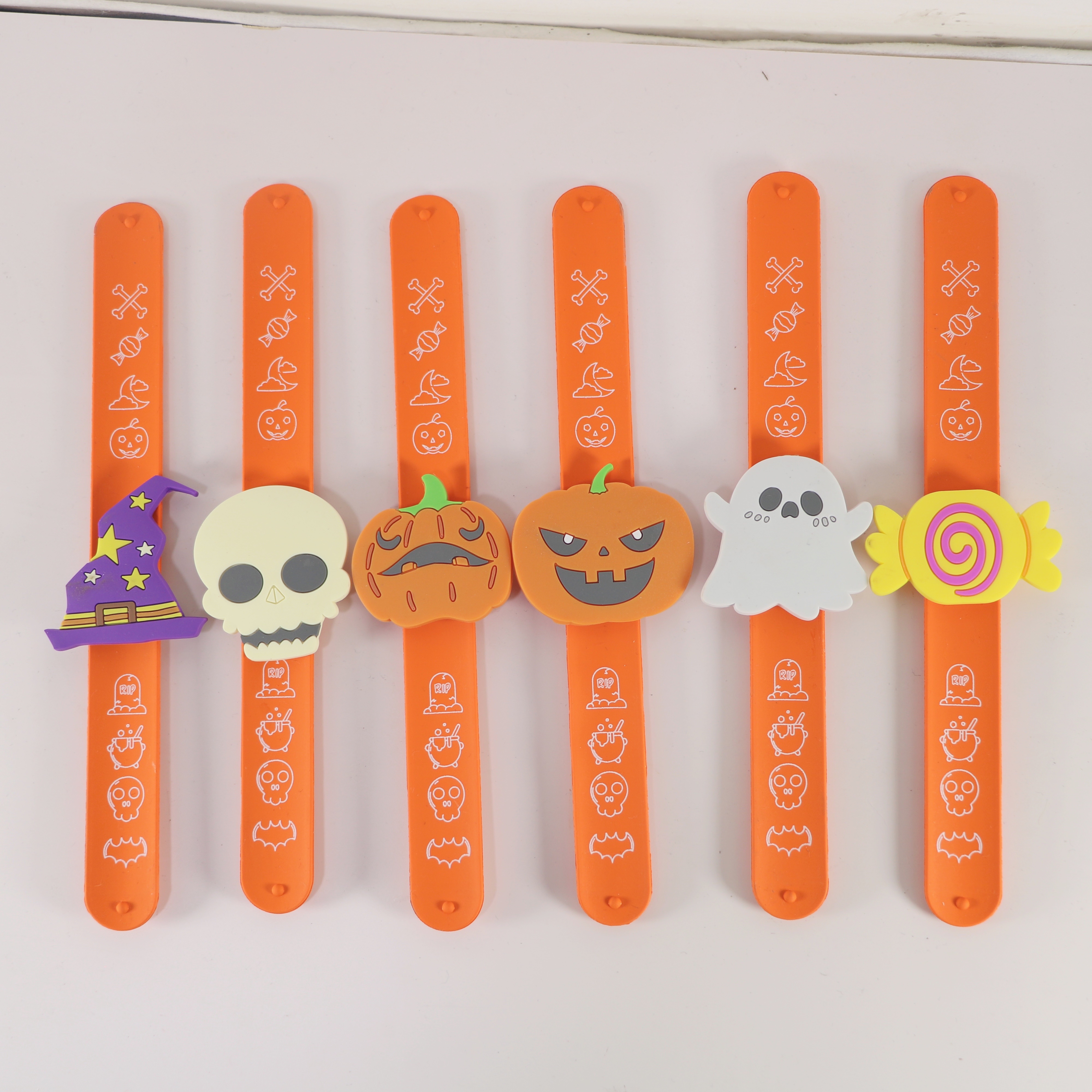Halloween and Christmas Papa bracelet Specification image