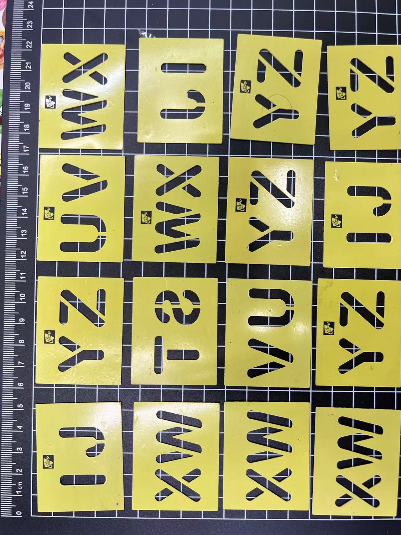 Children's toys cartoon jigsaw puzzles, wooden three-dimensional jigsaw puzzles, adult intellectual challenge jigsaw puzzle games