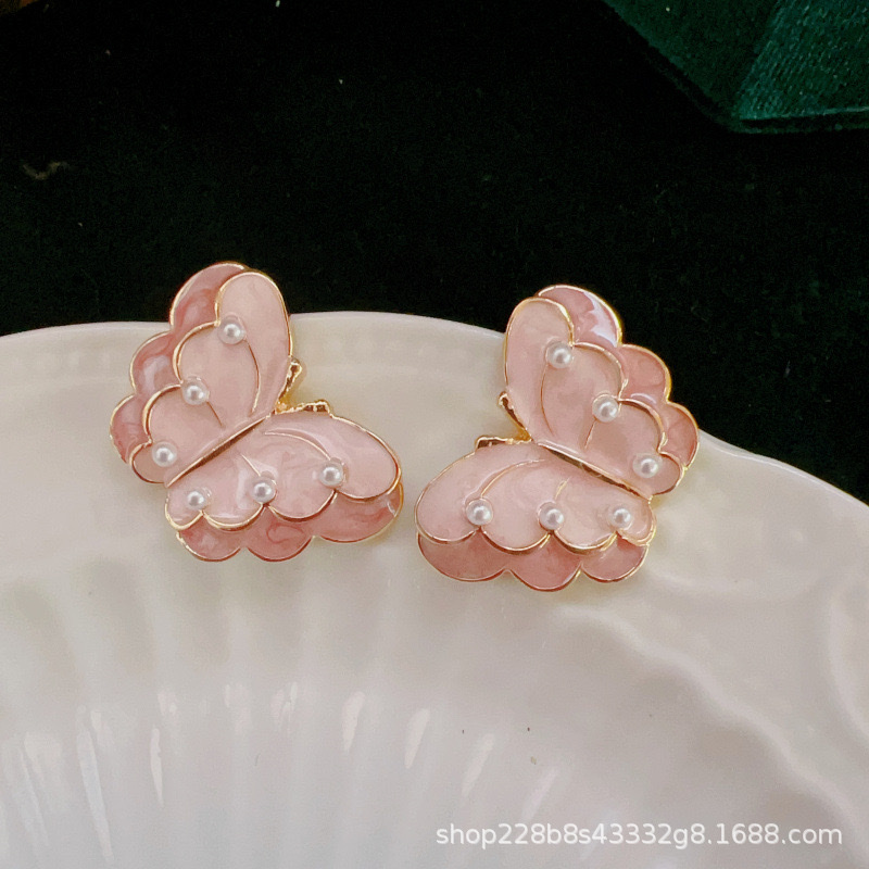 Qingdao Honggang Handicrafts Butterfly 925 Silver Needle Stud Earrings Pearl Small, elegant, French, versatile, cute and fresh earrings and Earrings Accessories detail image 2