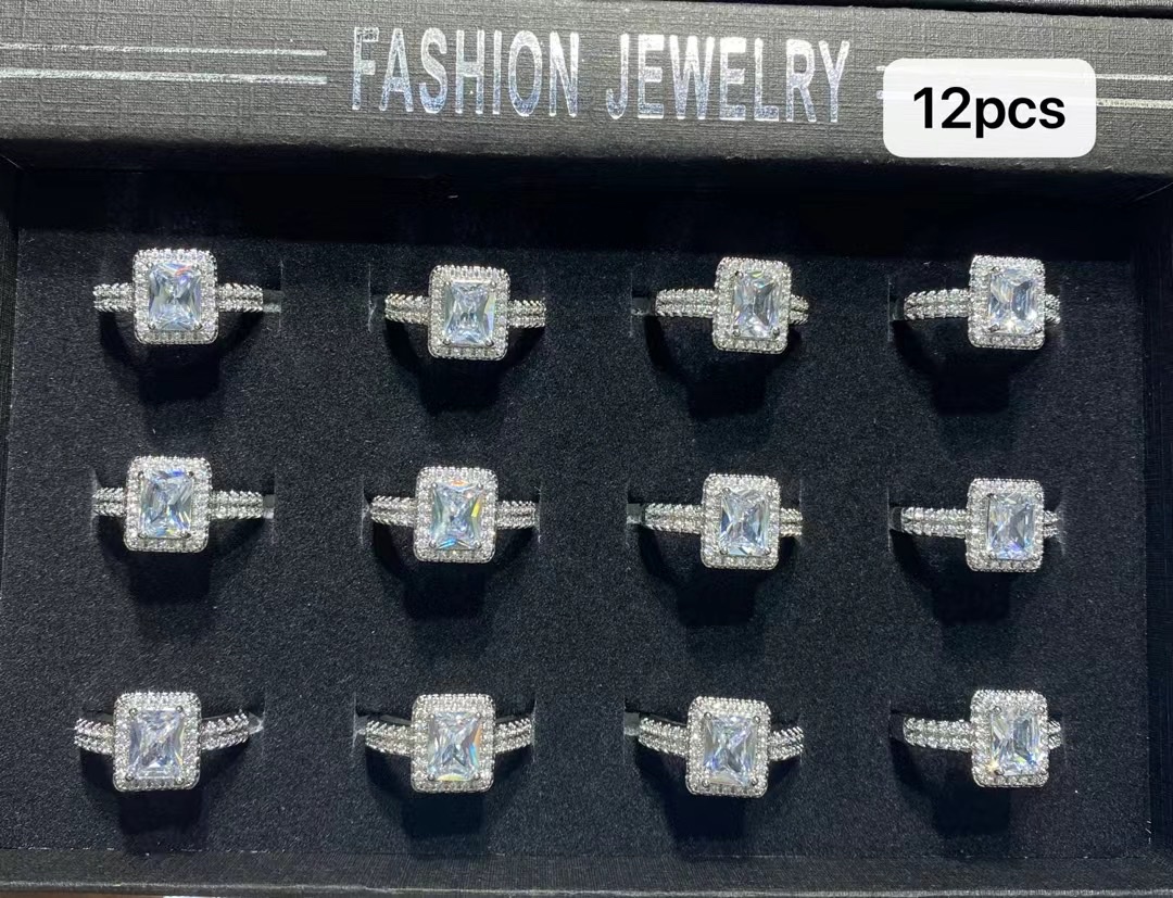 方包戒指，白锆白k钻石戒指，开口设计，时尚大方大气款式经典款式