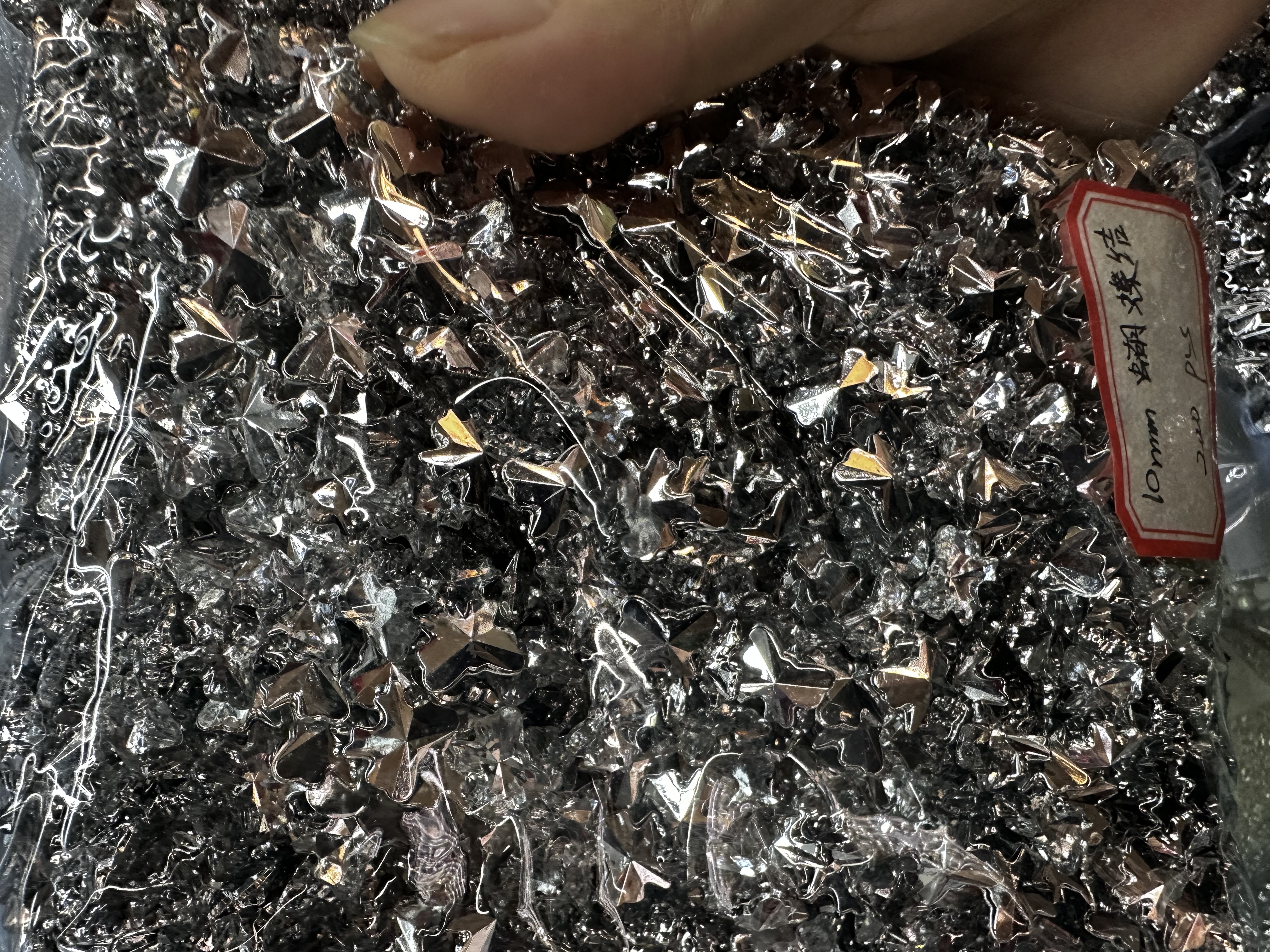 DIY accessories for jewelry, clothing and nail art detail image 2