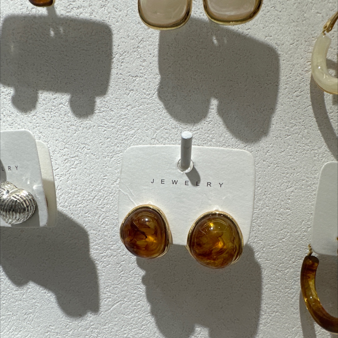 珍珠饰品系列 精致耳饰 优雅耳钉 简约时尚耳环 高贵气质女士