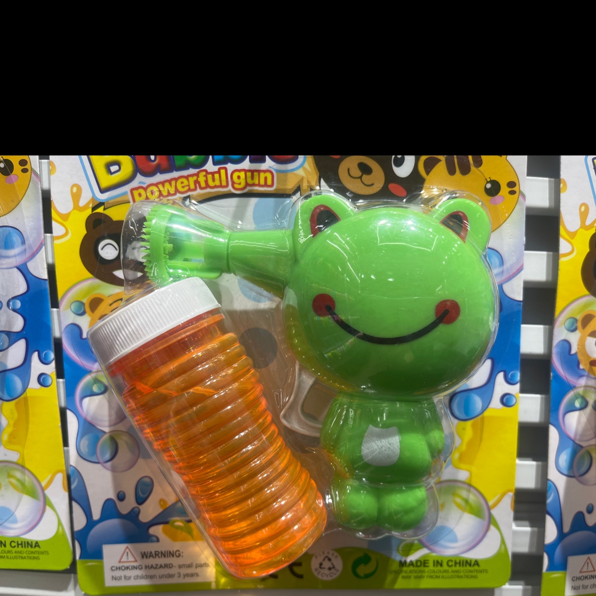 五款可爱呆萌的动物造型惯性泡泡枪、吸卡包装、不需要电池、经久耐用、款式多变泡泡机产品图