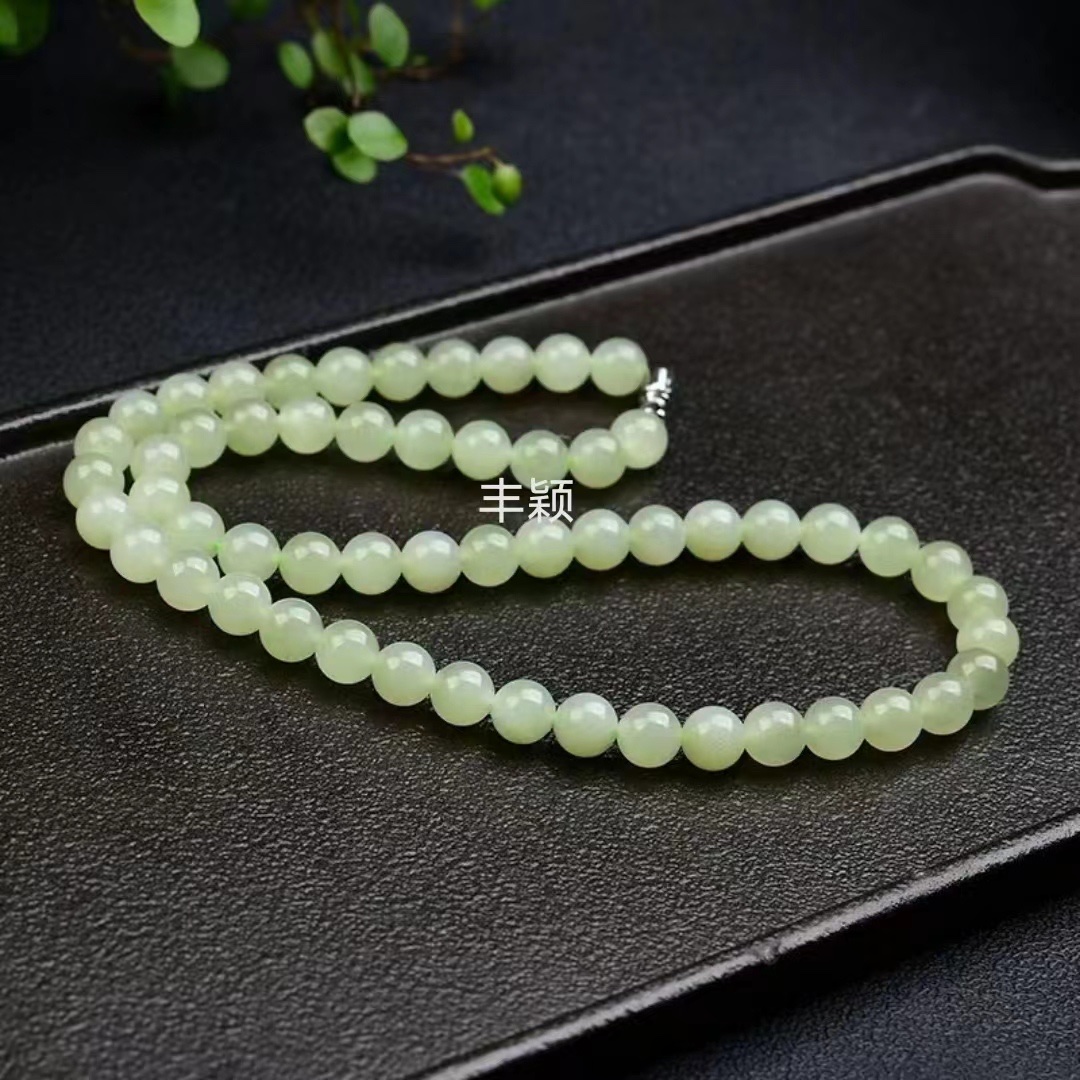 Hetian Jade Qingshui Qingbai Jade Beads Children's collarbone Necklace, natural jade beaded mother's chain, New Chinese style details Picture