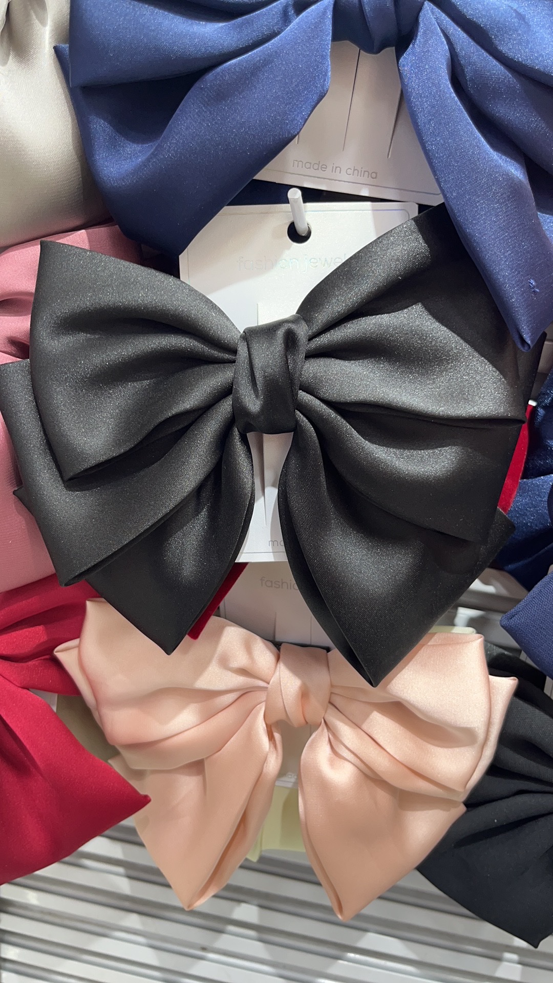 Silk satin three-layer bow hairpin