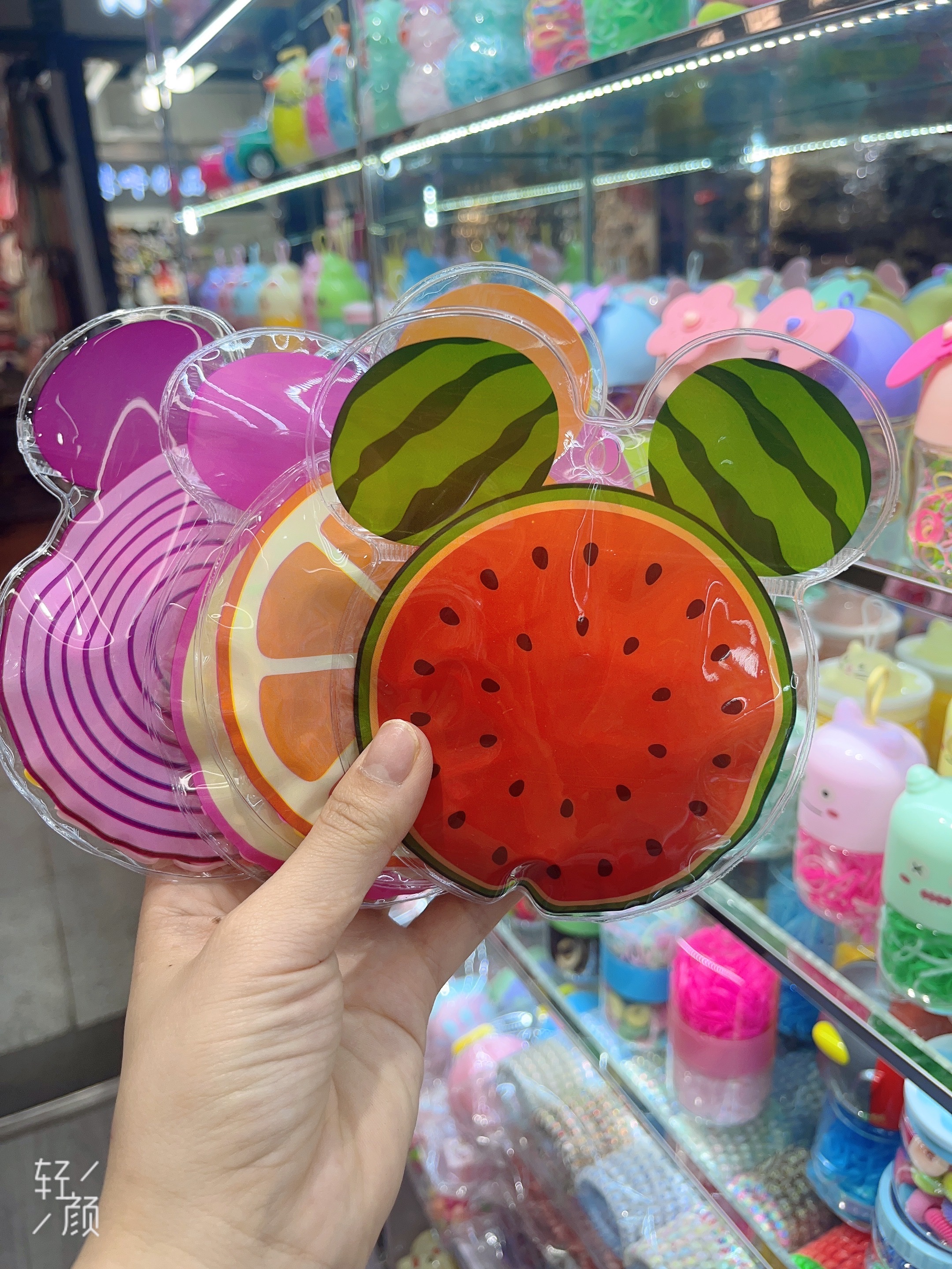 A box of transparent rubber band small hair bands, seamless and stretchable rubber bands, a hair tying wonder, a simple and fashionable hair accessory, a must-have for ladies. Rubber bands and leather bands Specification image