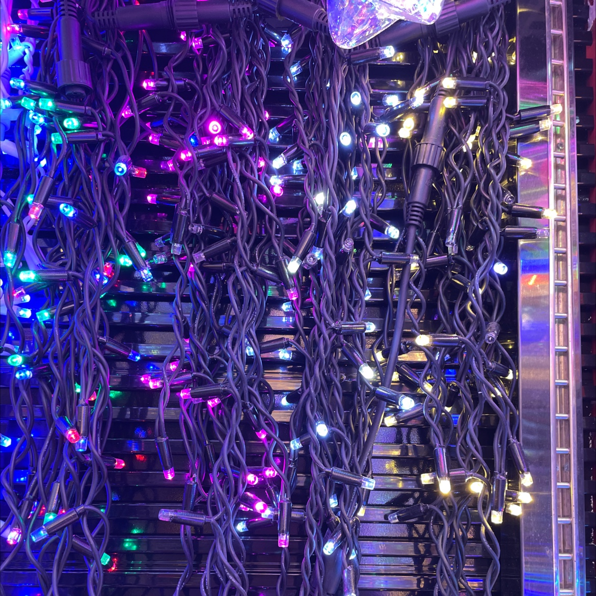 圣诞节快乐 夜灯照亮圣诞用品 欢乐圣诞夜晚装扮