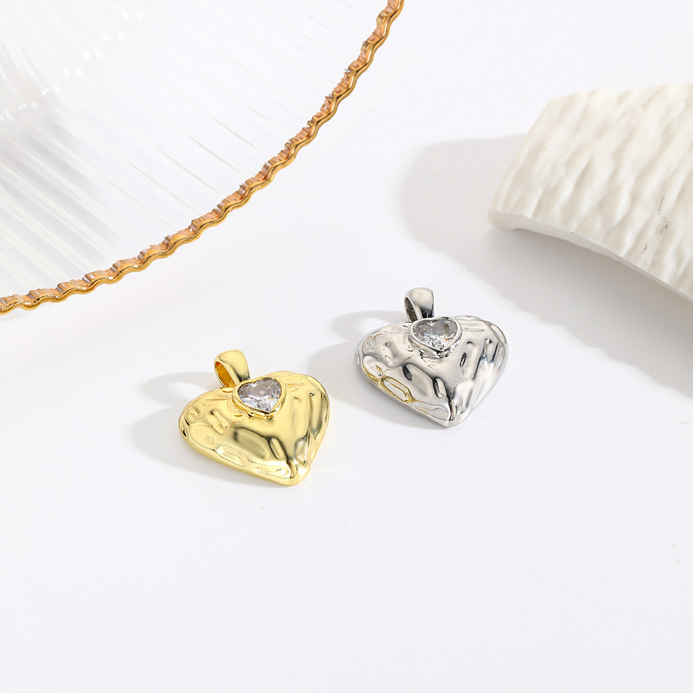 合金爱心项链、跨境电商款、金色银色。外贸出口款、厂家直销！详情图2