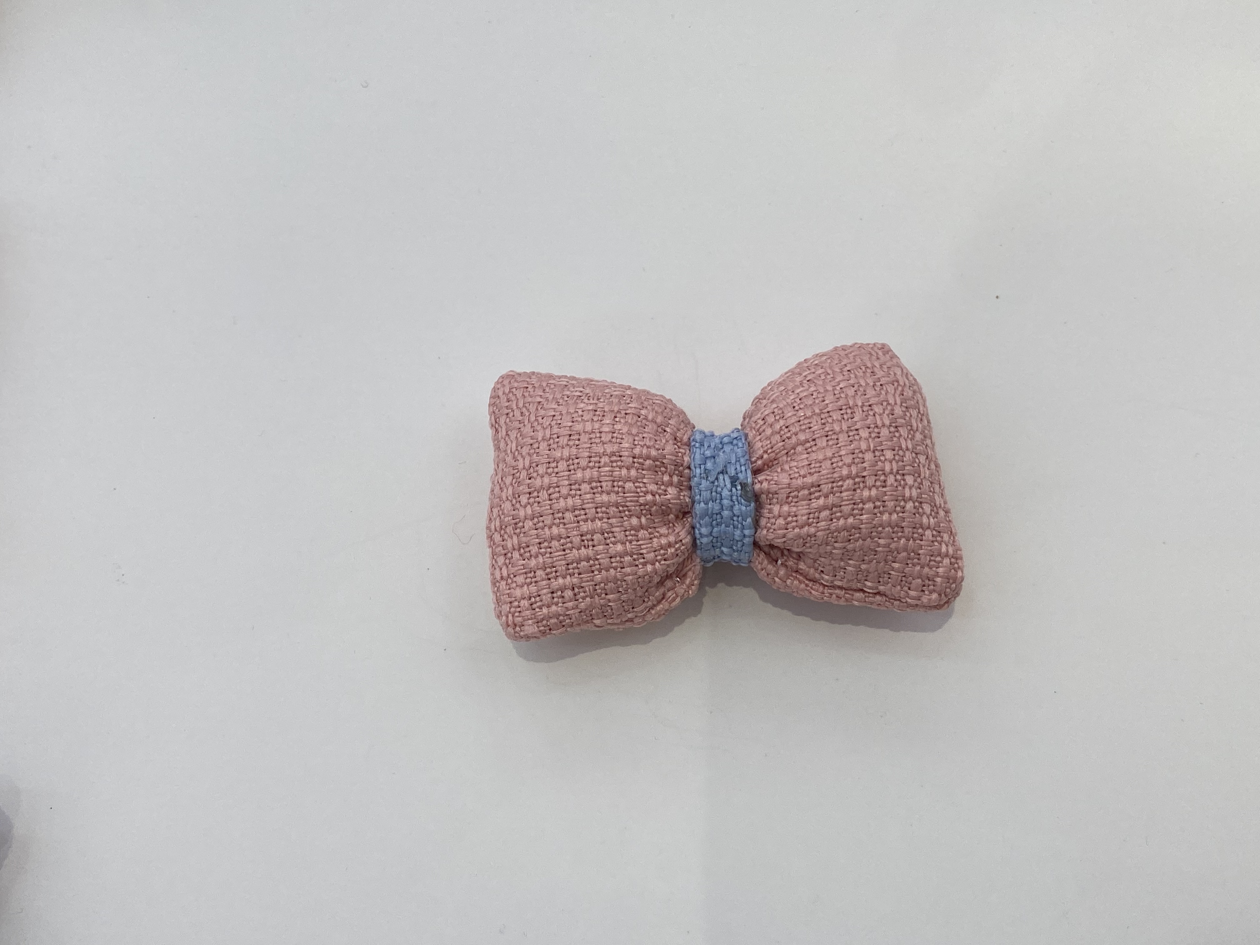 Hats, accessories, clothing accessories, small chanel-style pillows detail image 2