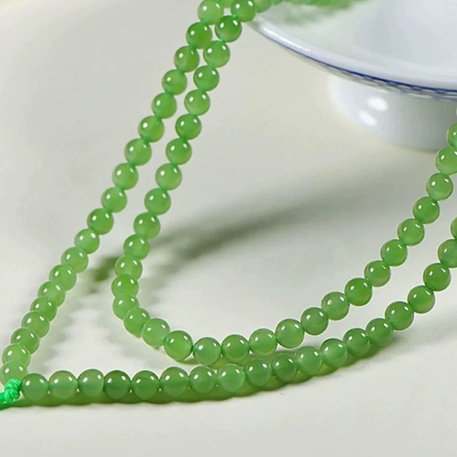 Wholesale of high-quality Hetian jade 4mm long chain bracelet necklace, women's apple Yang green high-end jadeite color bracelet detail image 2