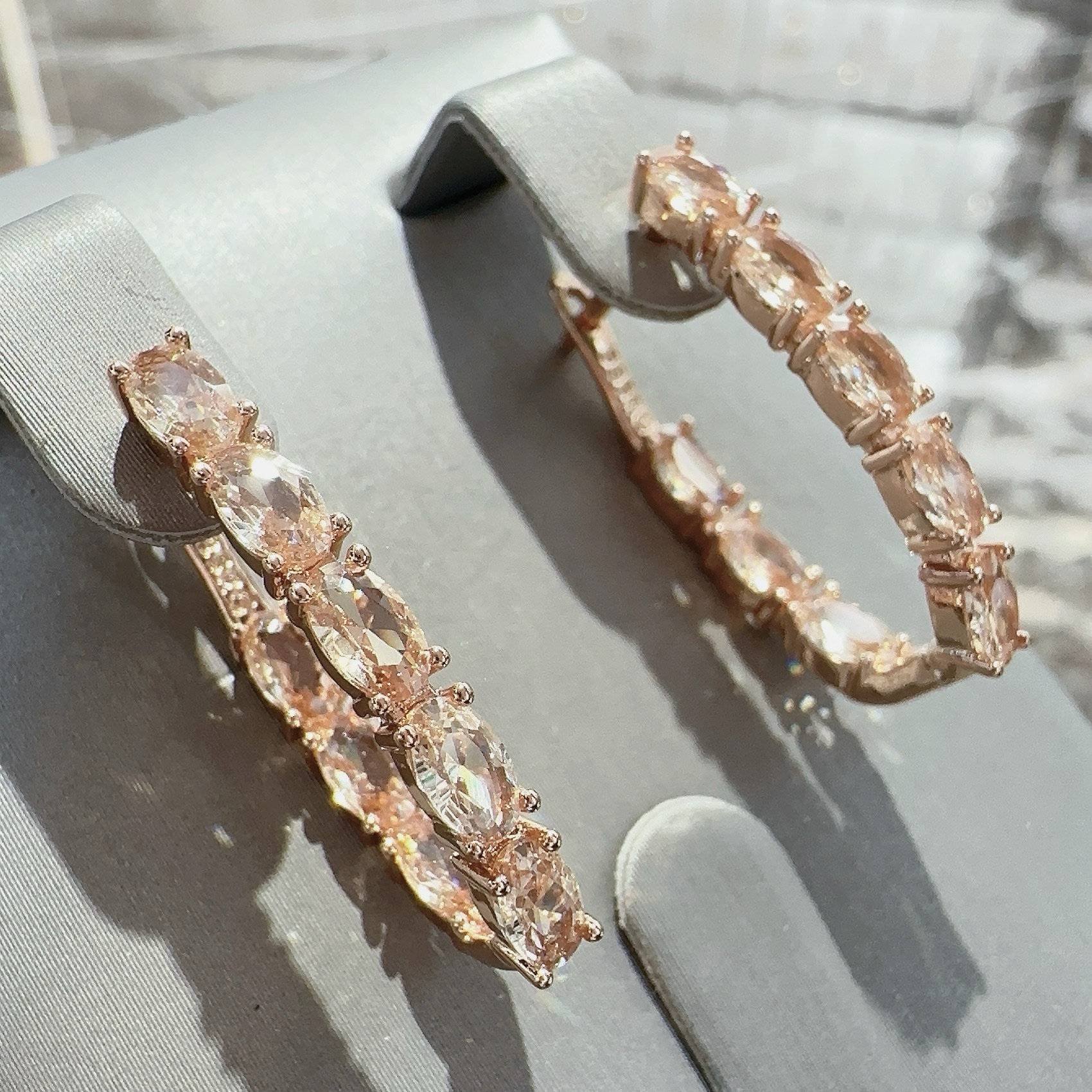 Gulkina新款锆石耳环铜耳饰锆石饰品时尚女士耳环高级感璀璨闪耀耳饰品5色可选585紫金首饰详情图6