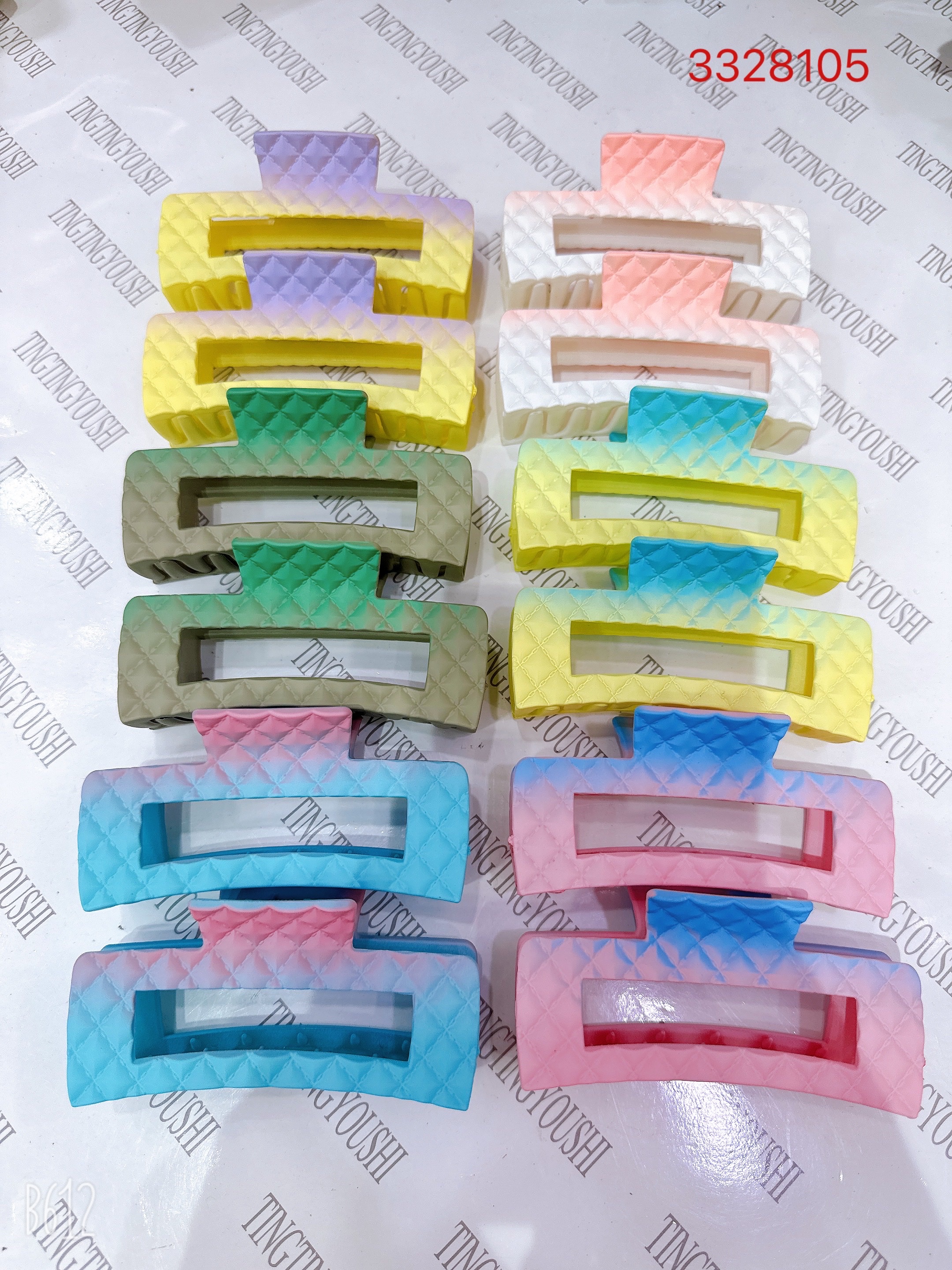 Creative accessories: Shark clip, hair clip, and grab clip. Integrated design. New fashionable women's headwear. Simple and elegant. Creative accessories: shark clip, hair clip, and grab clip Specification image