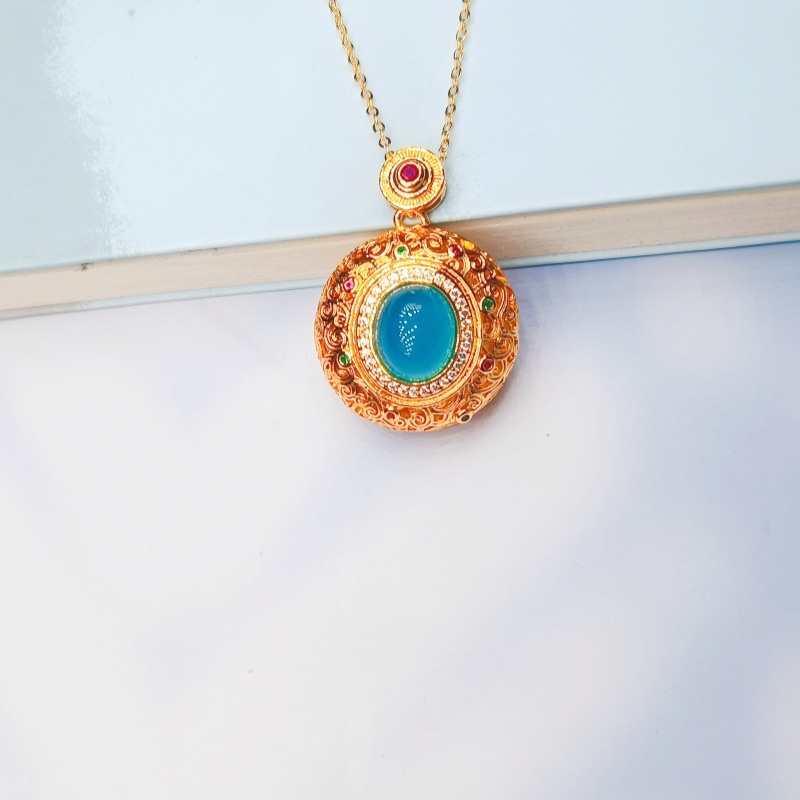 镶嵌天然玉髓吊坠项托镂空香囊吊坠女复古国风蜜蜡项链空托挂件细节图