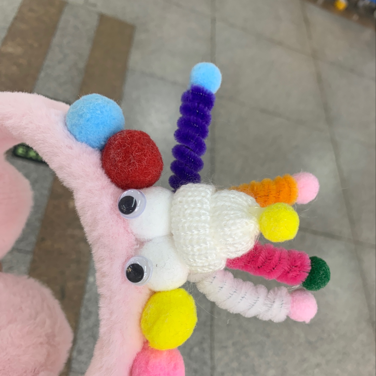 Ugly Version Of Earmuffs With Air Bags Cute Earmuffs With Sound Ears That Move, Fun And Warm Specification drawing